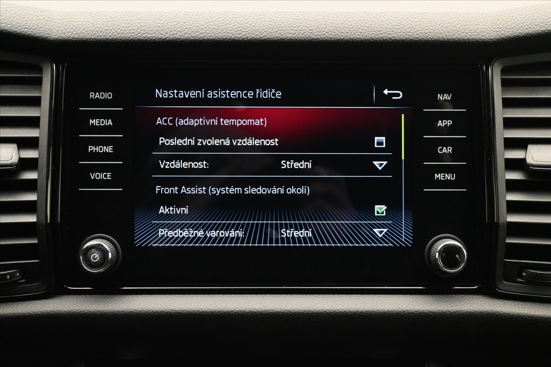 Hlavní fotografie vozu Škoda Kodiaq 1,5 TSI 110 kW DSG Sportline Záruka až 5 let (21)