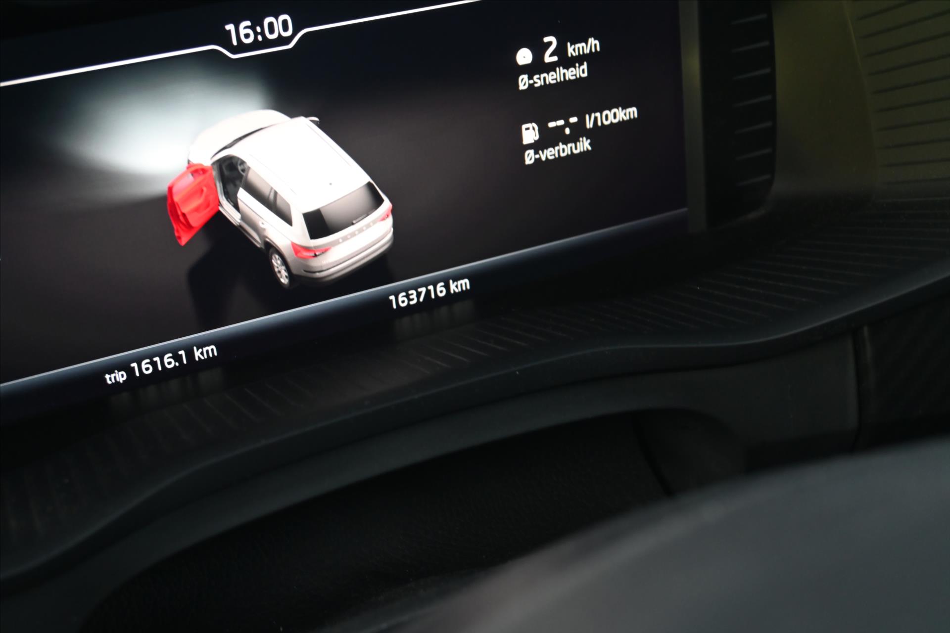 Hlavní fotografie vozu Škoda Kodiaq 1,5 TSi 110kW DSG SportLine Záruka až 5 let (2)