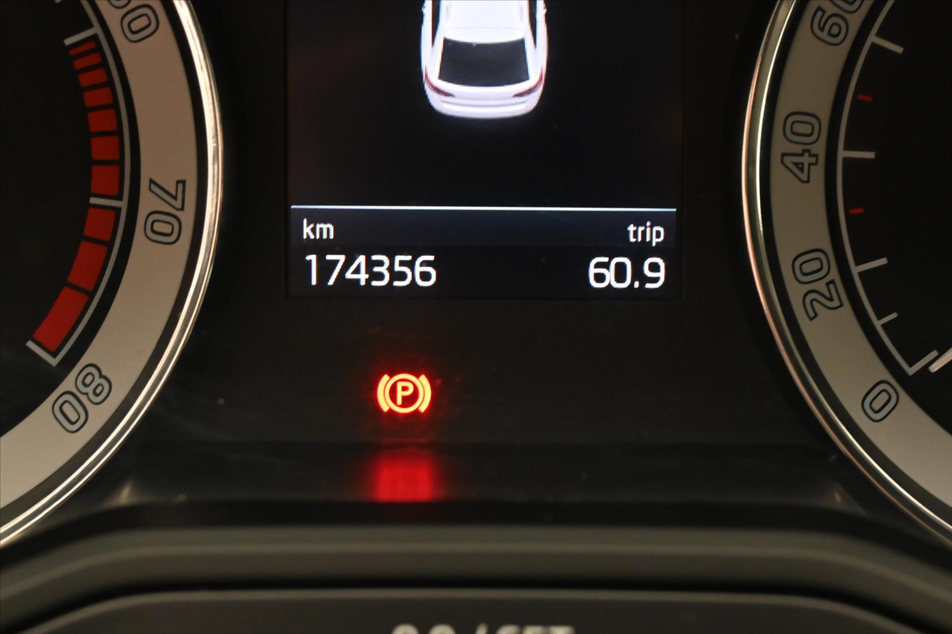 Main photo of the car Skoda Superb 1.5 TSI 110 kW DSG Business Warranty up to 5 years (18)