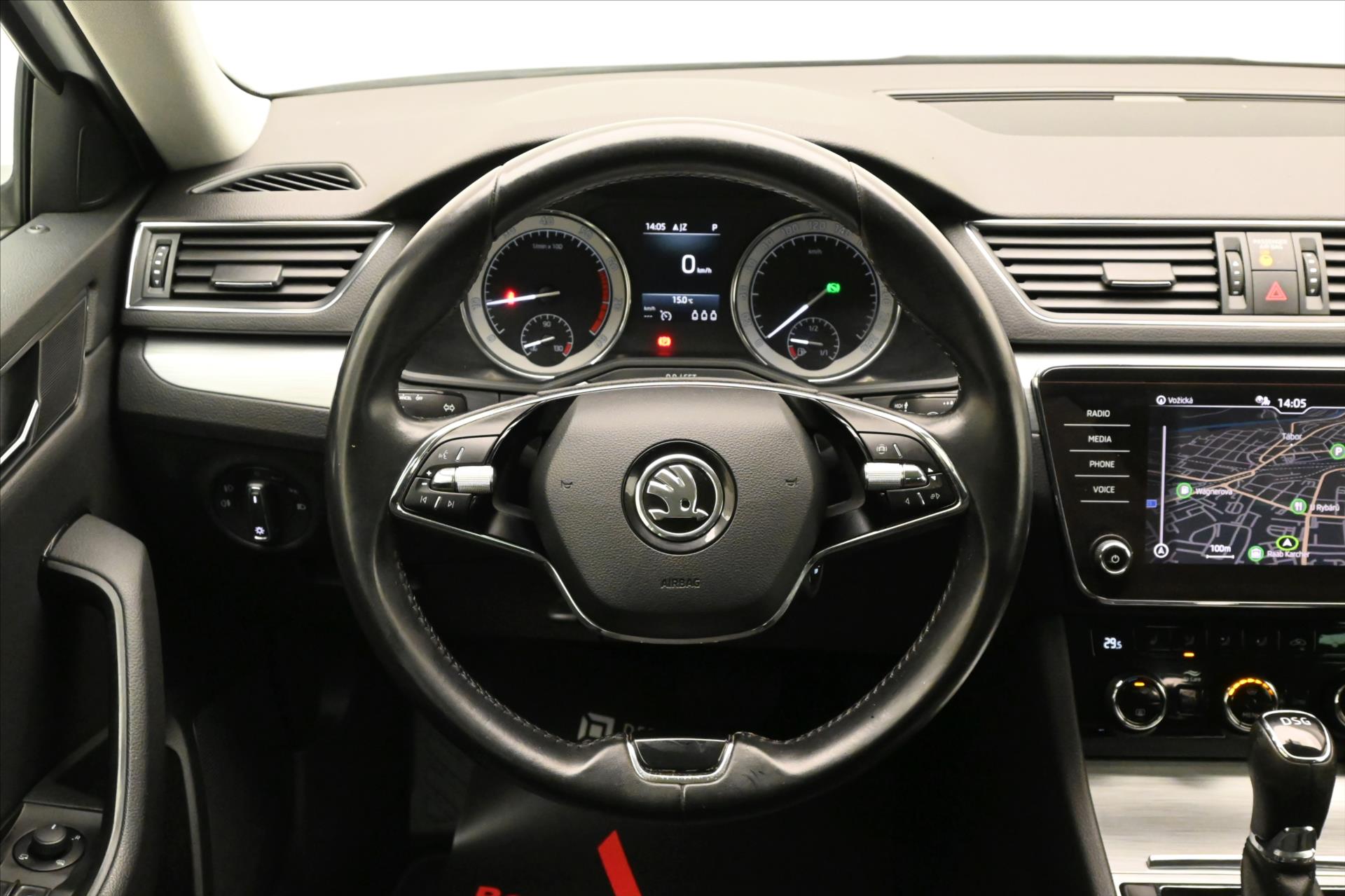 Main photo of the car Skoda Superb 1.5 TSI 110 kW DSG Business Warranty up to 5 years (19)