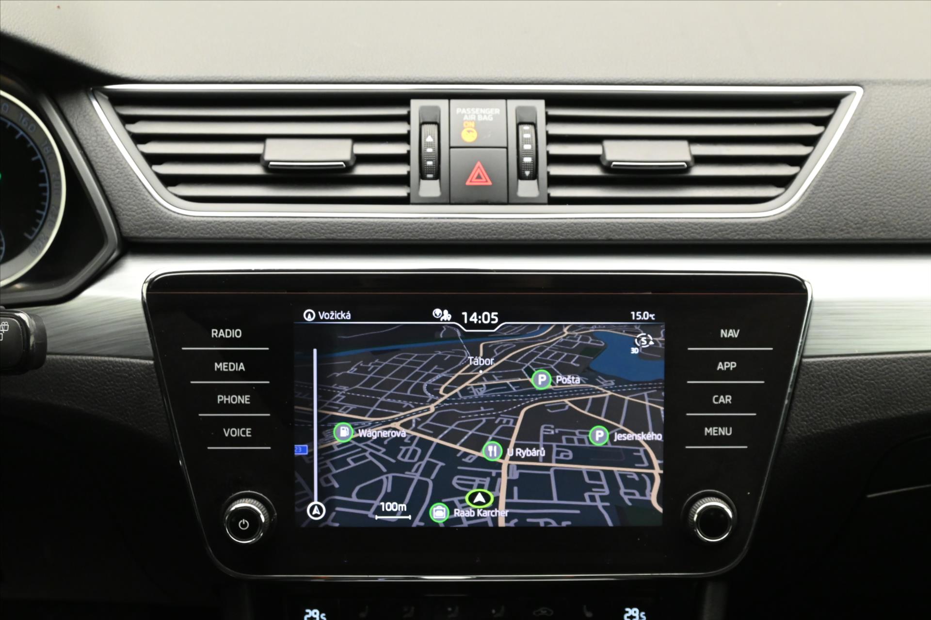 Main photo of the car Skoda Superb 1.5 TSI 110 kW DSG Business Warranty up to 5 years (20)