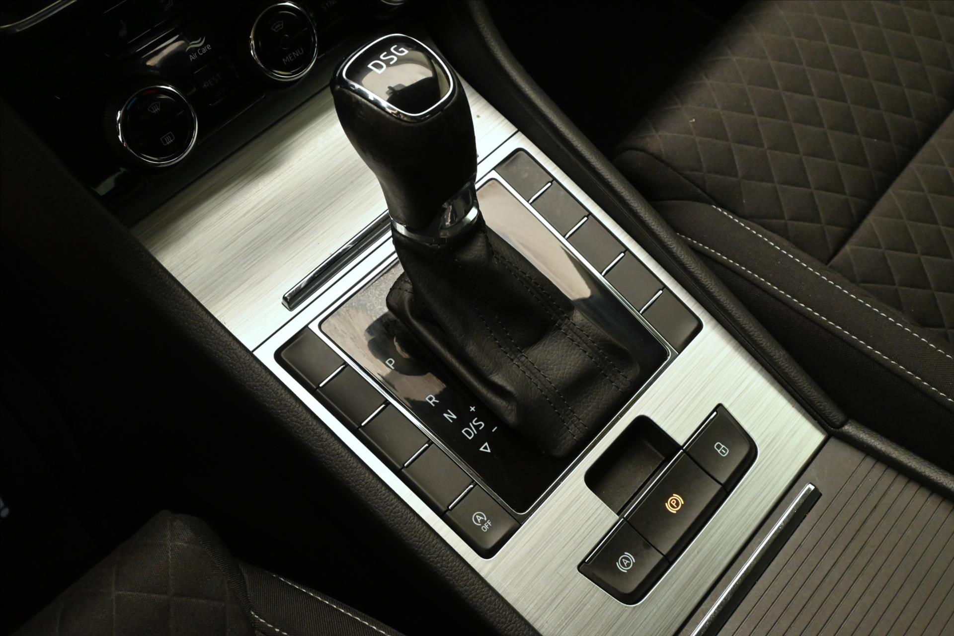 Main photo of the car Skoda Superb 1.5 TSI 110 kW DSG Business Warranty up to 5 years (23)