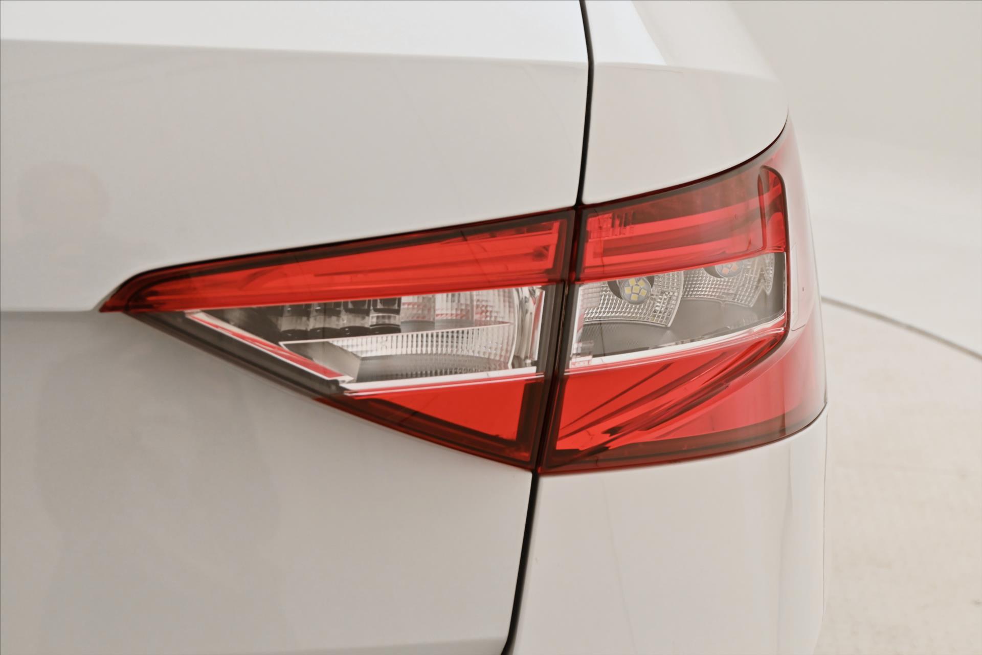 Main photo of the car Skoda Superb 1.5 TSI 110 kW DSG Business Warranty up to 5 years (31)