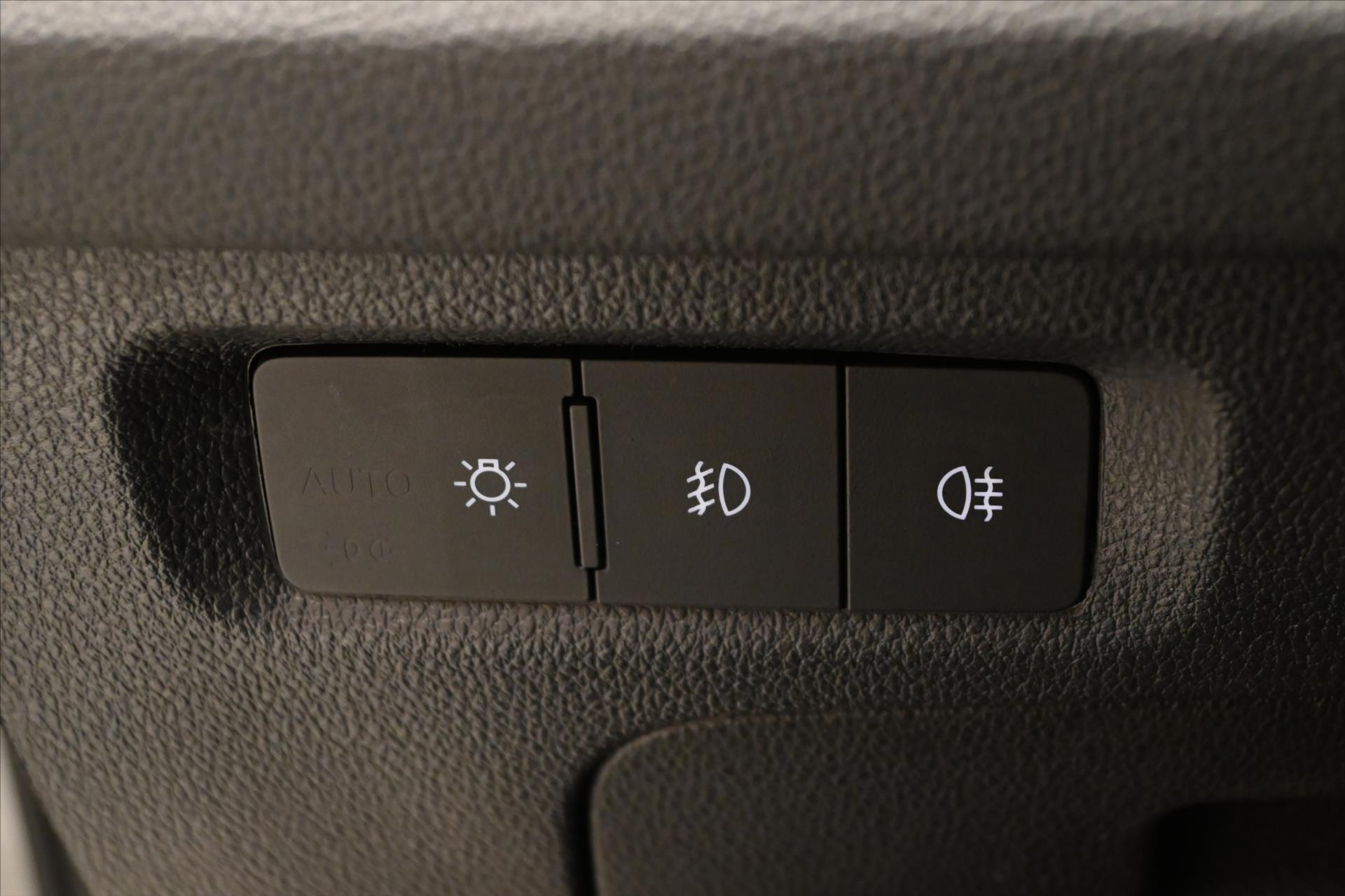 Main photo of the car Skoda Octavia 2.0 TDI RS 147 kW DSG Warranty up to 5 years (27)