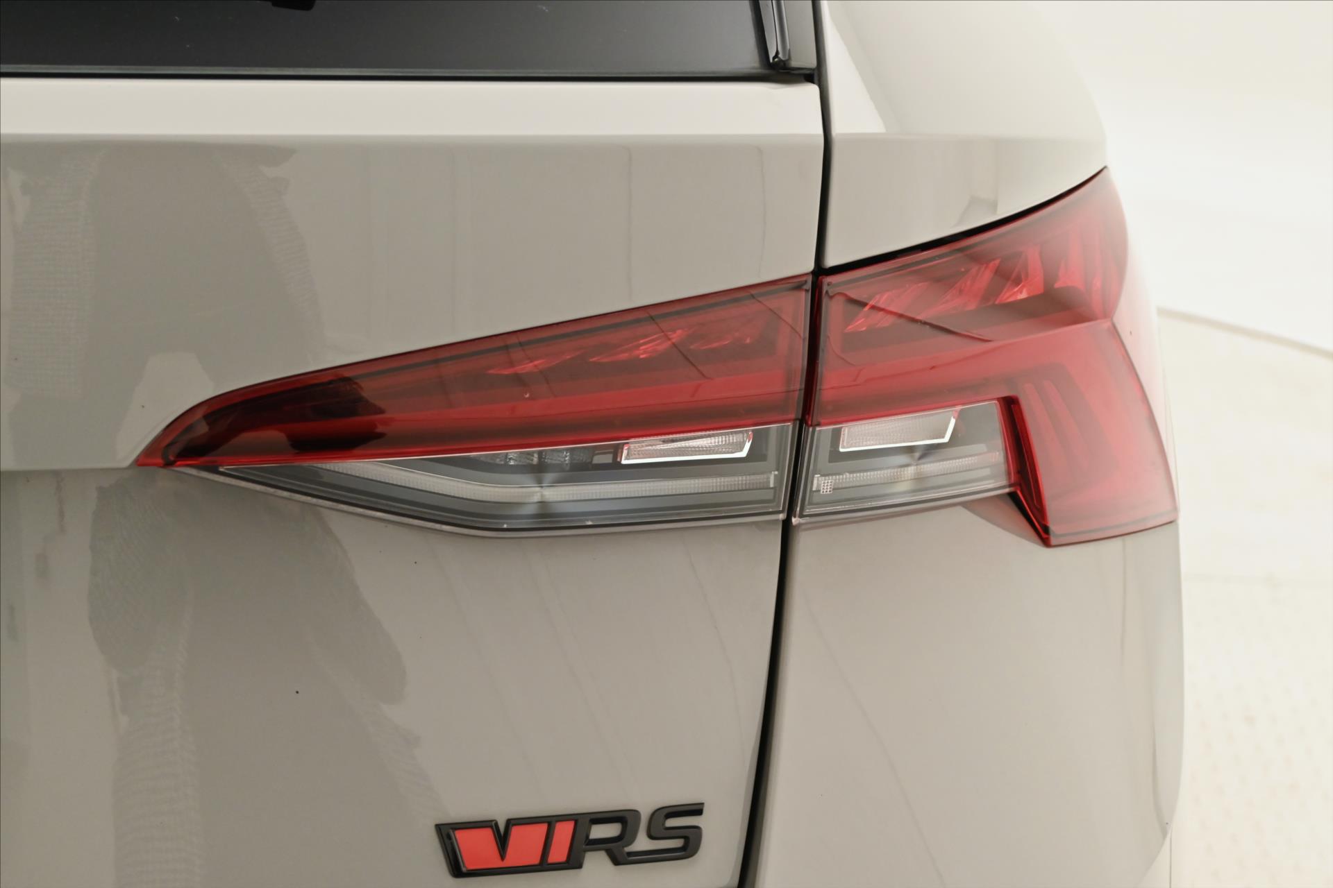 Main photo of the car Skoda Octavia 2.0 TDI RS 147 kW DSG Warranty up to 5 years (30)