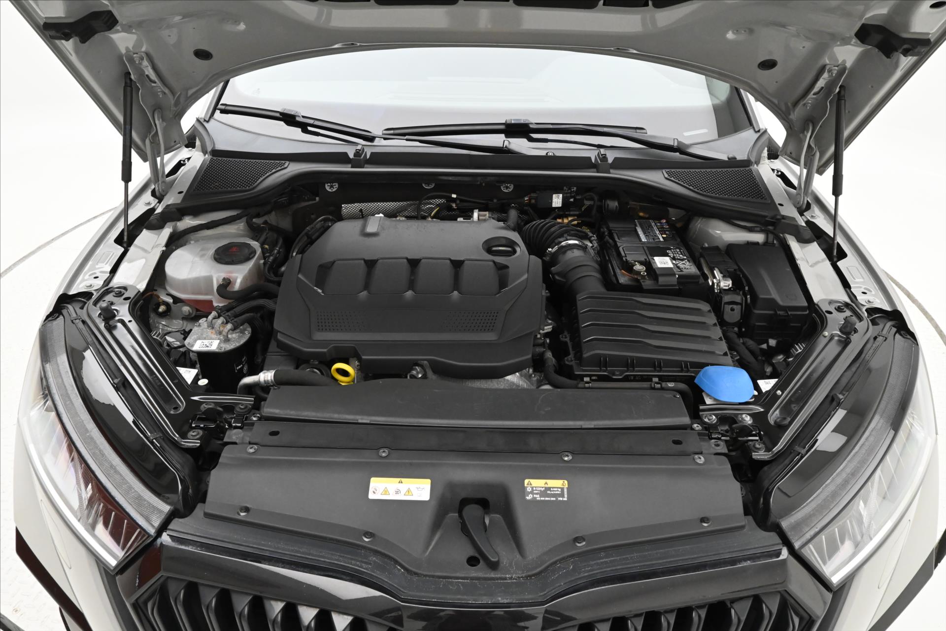 Main photo of the car Skoda Octavia 2.0 TDI RS 147 kW DSG Warranty up to 5 years (10)