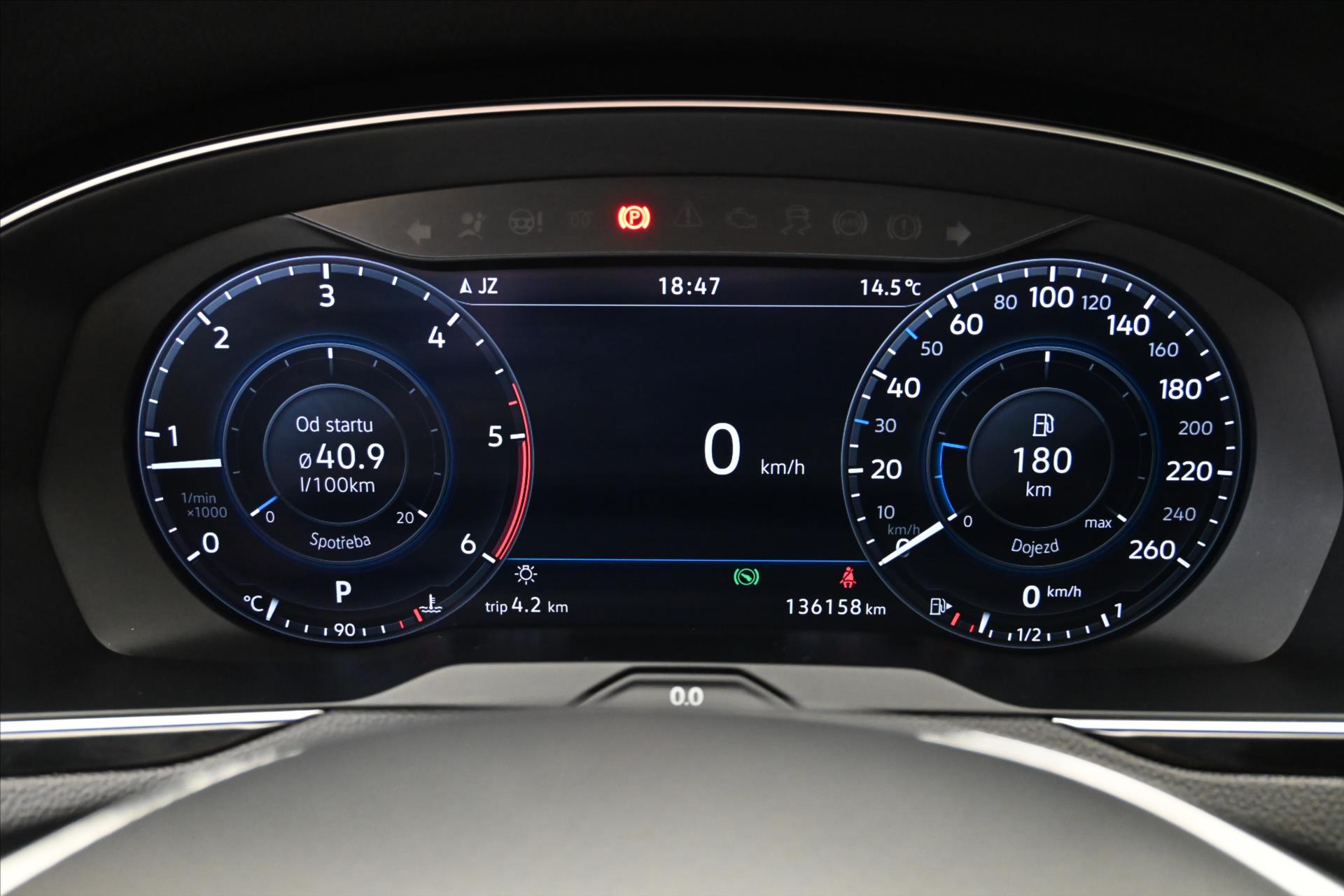 Hlavní fotografie vozu Volkswagen Passat 2,0 TDi 110kW DSG Highline Záruka až 5 let (17)