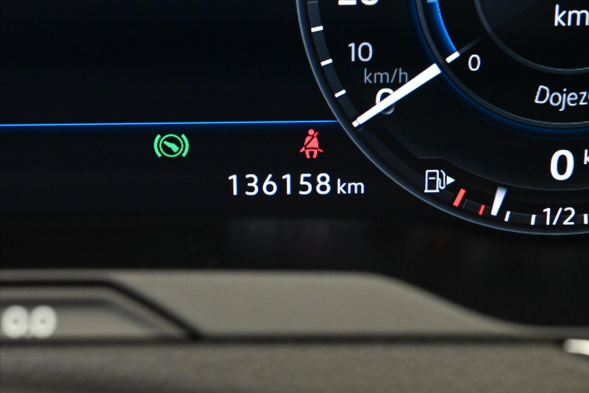 Hlavní fotografie vozu Volkswagen Passat 2,0 TDi 110kW DSG Highline Záruka až 5 let (18)