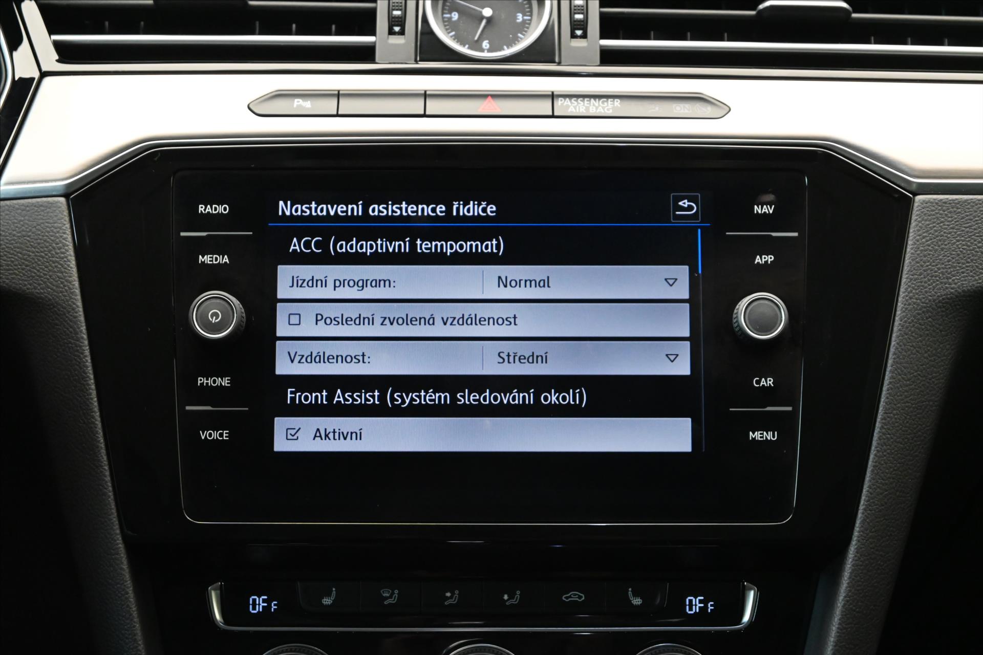 Hlavní fotografie vozu Volkswagen Passat 2,0 TDi 110kW DSG Highline Záruka až 5 let (21)