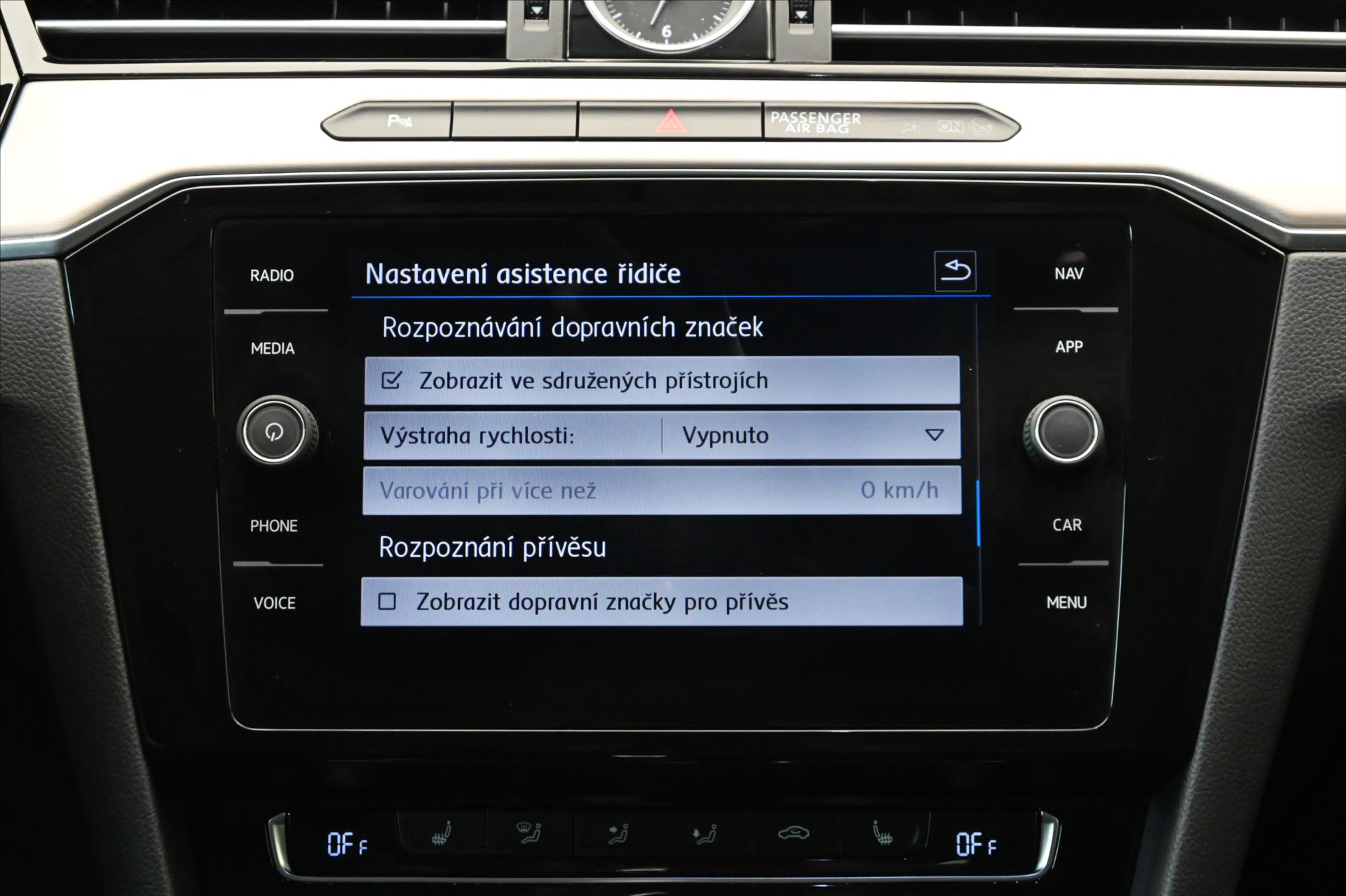 Hlavní fotografie vozu Volkswagen Passat 2,0 TDi 110kW DSG Highline Záruka až 5 let (23)