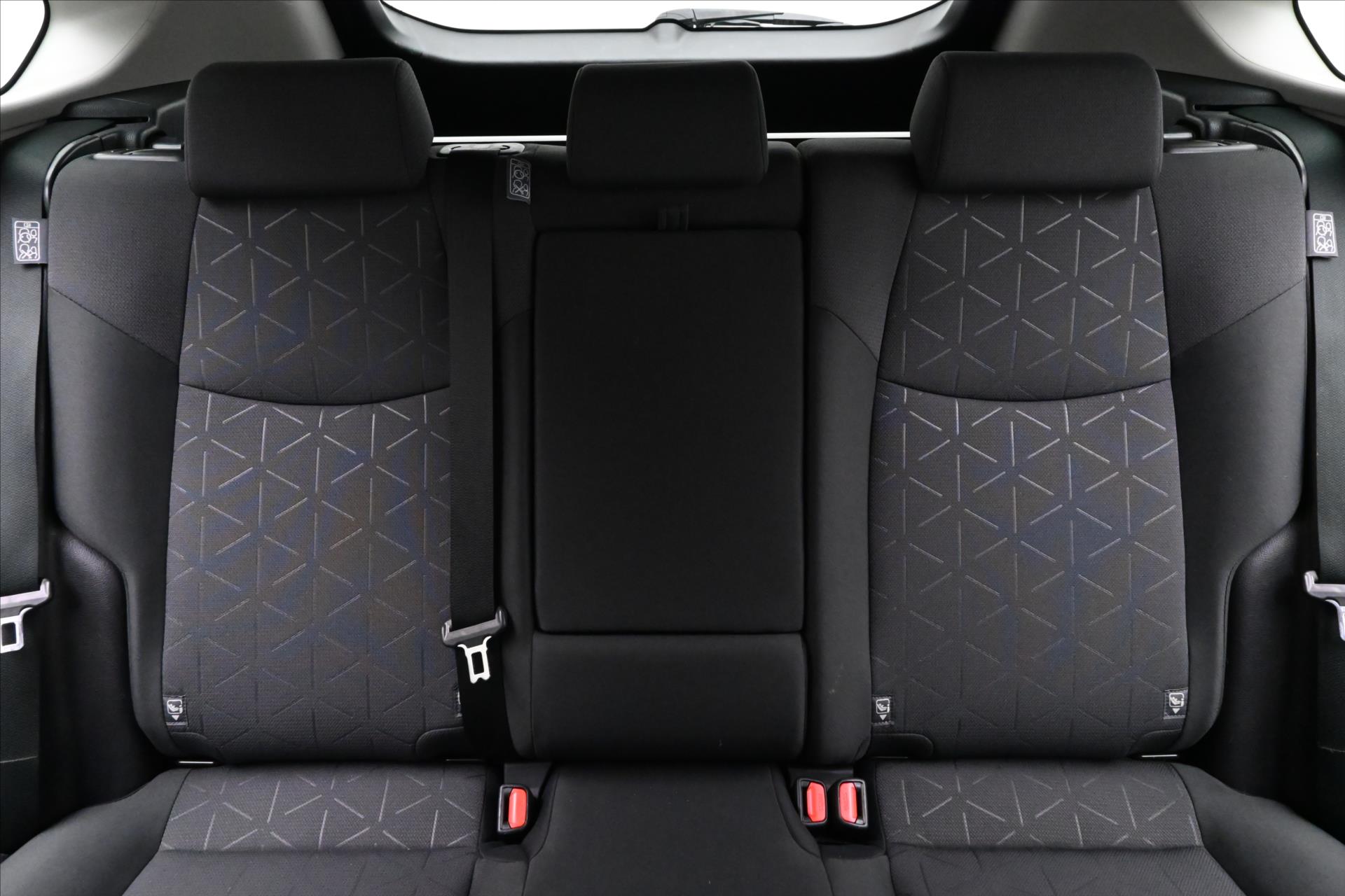 Main photo of the car Toyota Rav4 2.0 VVT-iE 130 kW Business Warranty up to 5 years (27)