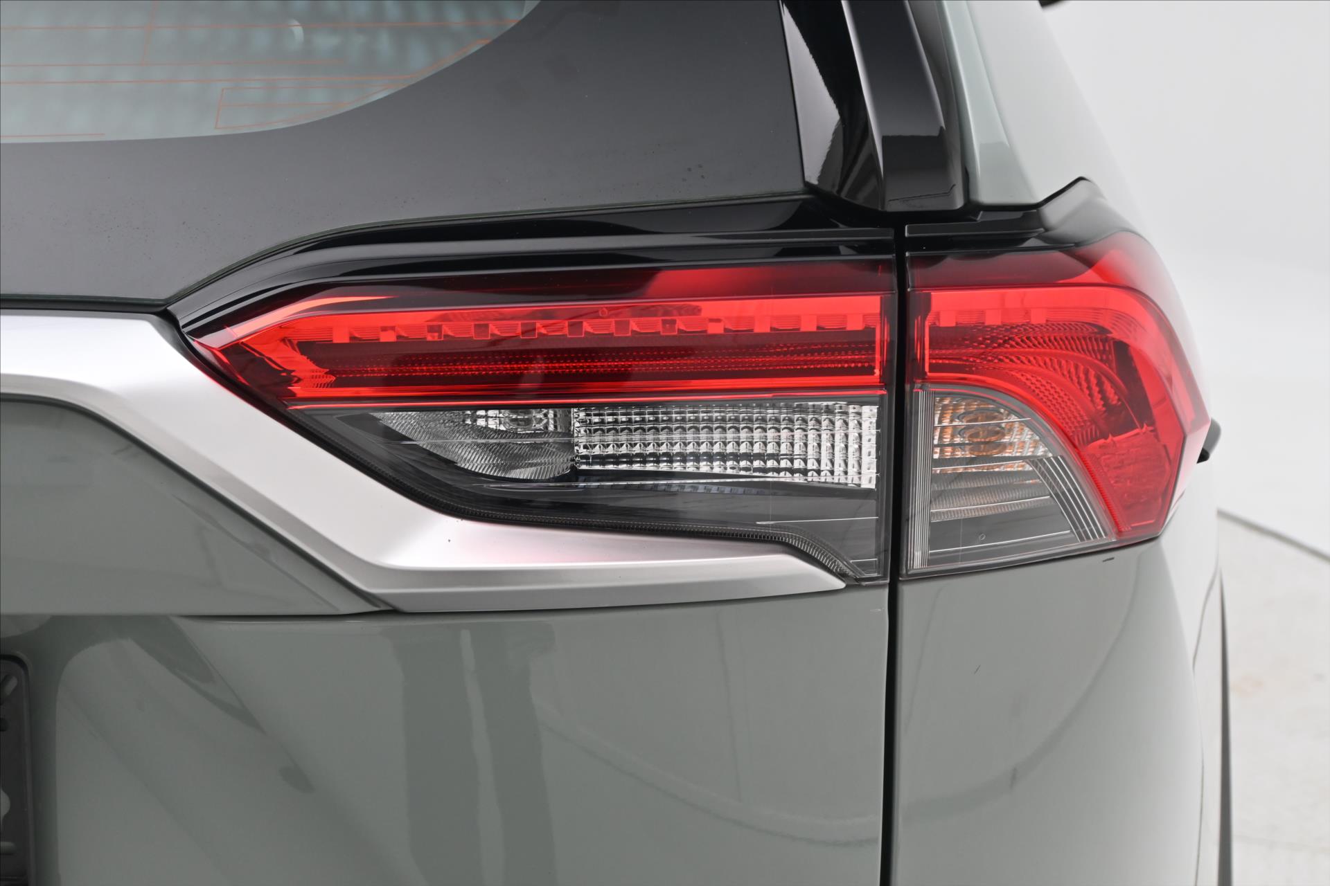 Main photo of the car Toyota Rav4 2.0 VVT-iE 130 kW Business Warranty up to 5 years (30)