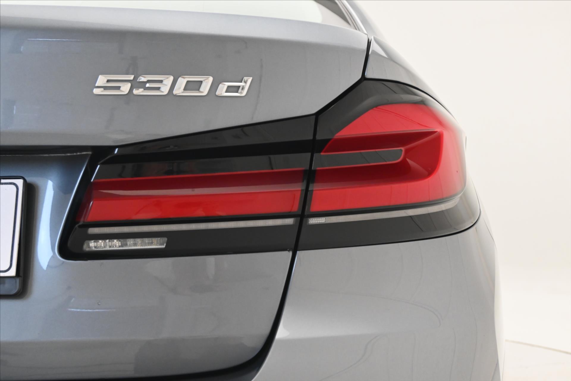 Hlavní fotografie vozu BMW Řada 5 3,0 530d 210kW X-Drive AT/8 Záruka až 5 let (28)