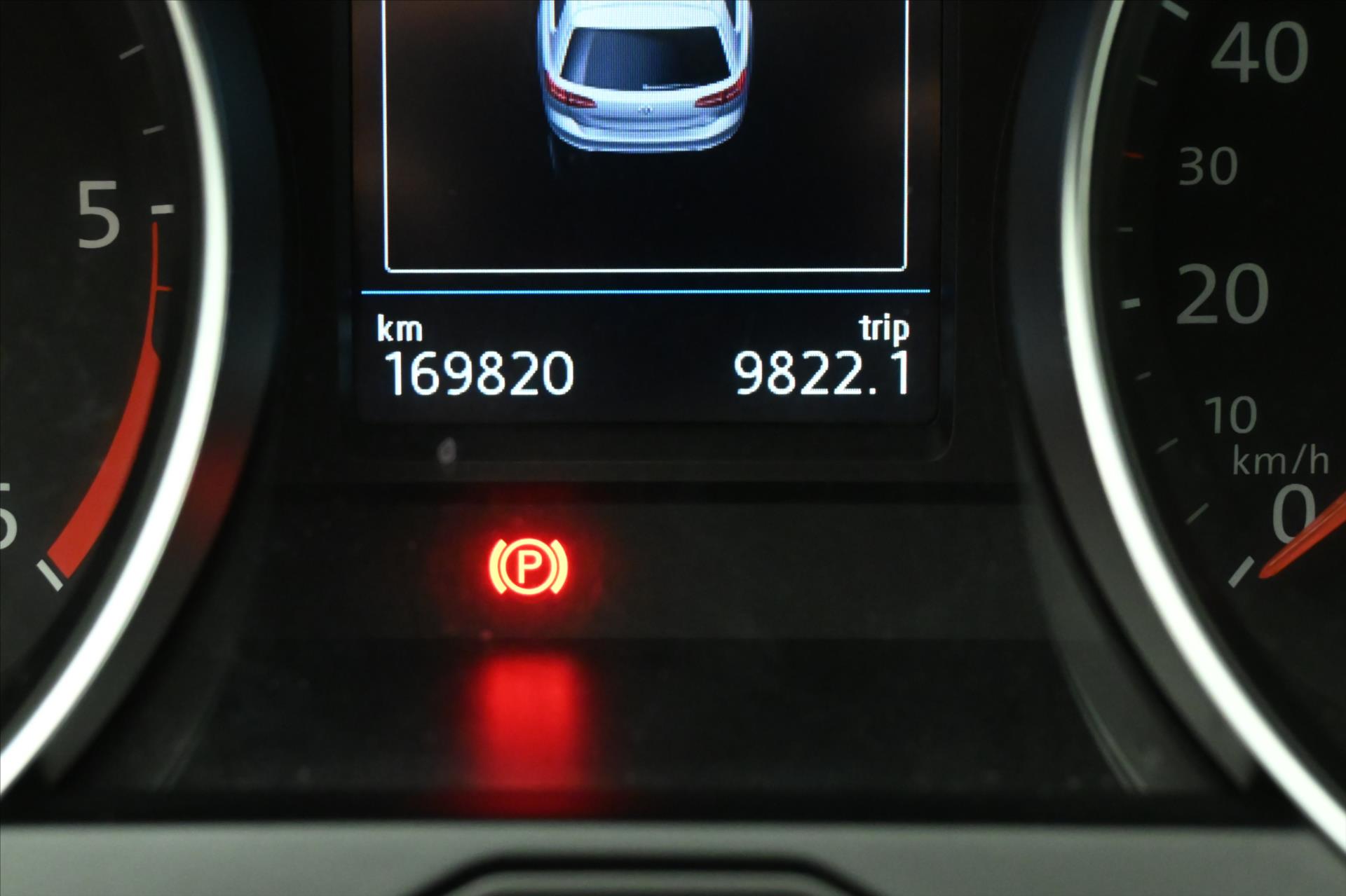 Main photo of the car Volkswagen Passat 2.0 TDI 140 kW DSG Elegance Warranty up to 5 years (18)