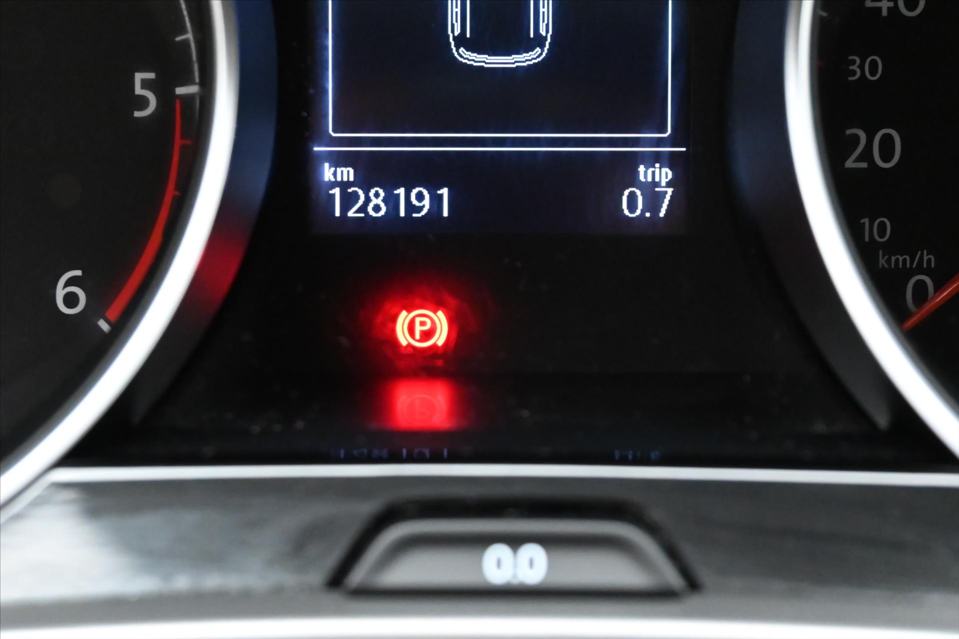 Main photo of the car Volkswagen Touran 2.0 TDI 110 kW DSG 7-seater Comfortline Warranty up to 5 years (19)