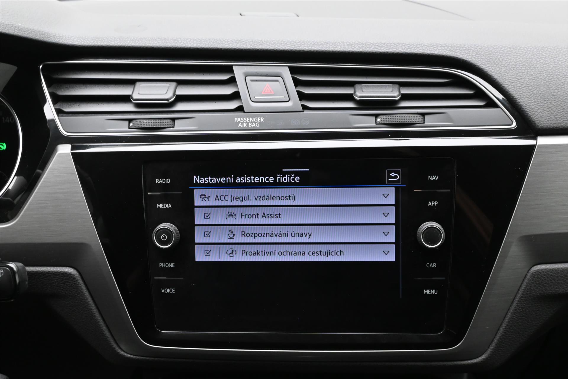 Main photo of the car Volkswagen Touran 2.0 TDI 110 kW DSG 7-seater Comfortline Warranty up to 5 years (22)