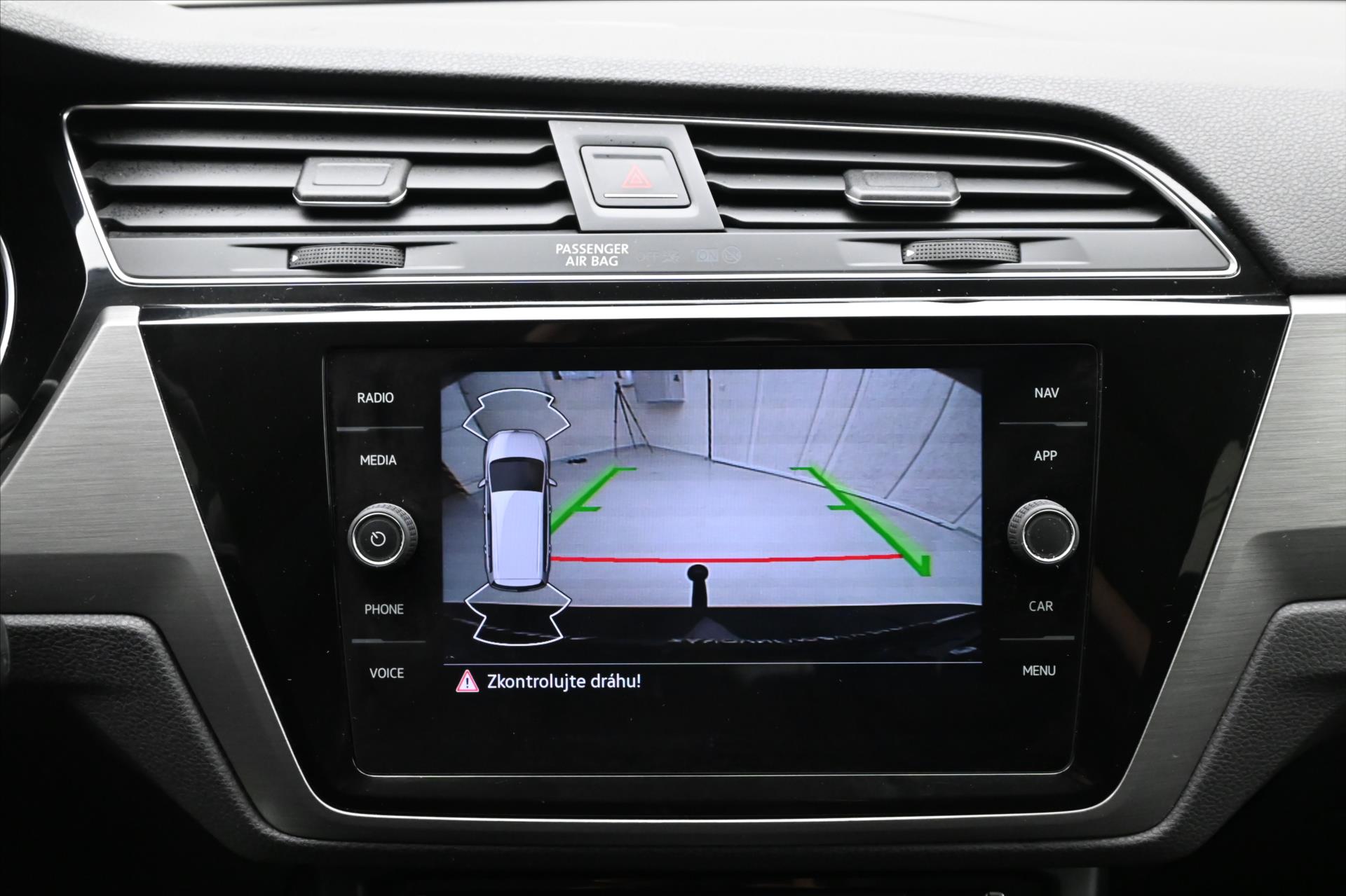 Main photo of the car Volkswagen Touran 2.0 TDI 110 kW DSG 7-seater Comfortline Warranty up to 5 years (23)