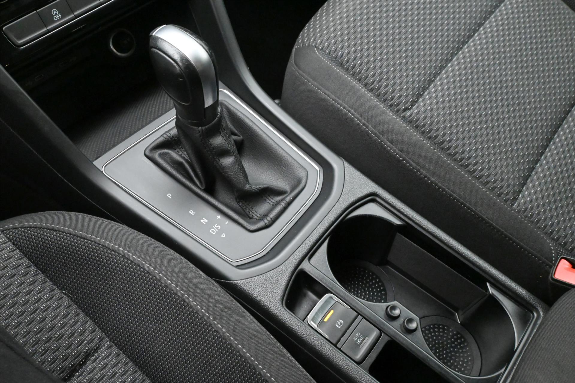 Main photo of the car Volkswagen Touran 2.0 TDI 110 kW DSG 7-seater Comfortline Warranty up to 5 years (26)