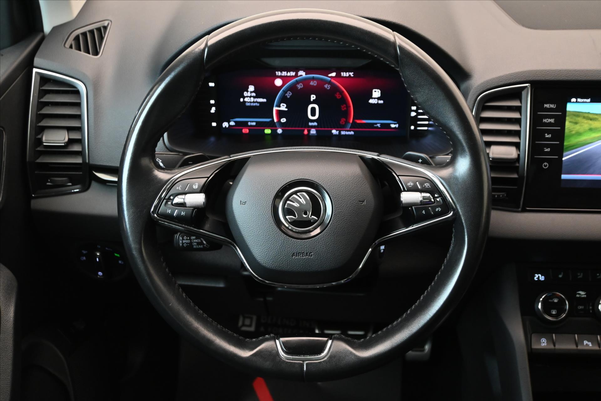 Main photo of the car Skoda Karoq 2.0 TDI 85 kW DSG CLEVER Warranty up to 5 years (18)