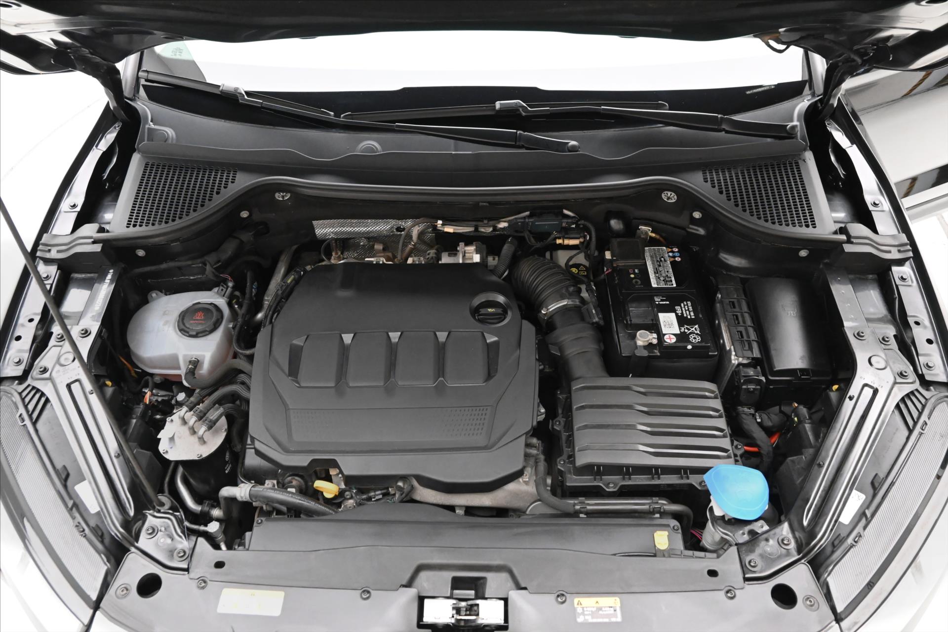 Main photo of the car Skoda Karoq 2.0 TDI 85 kW DSG CLEVER Warranty up to 5 years (9)