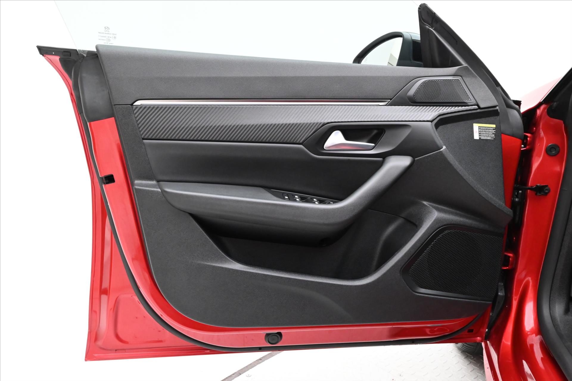 Hlavní fotografie vozu Peugeot 508 1,5 BlueHDi 96 kW AT8 Záruka až 5 let (24)