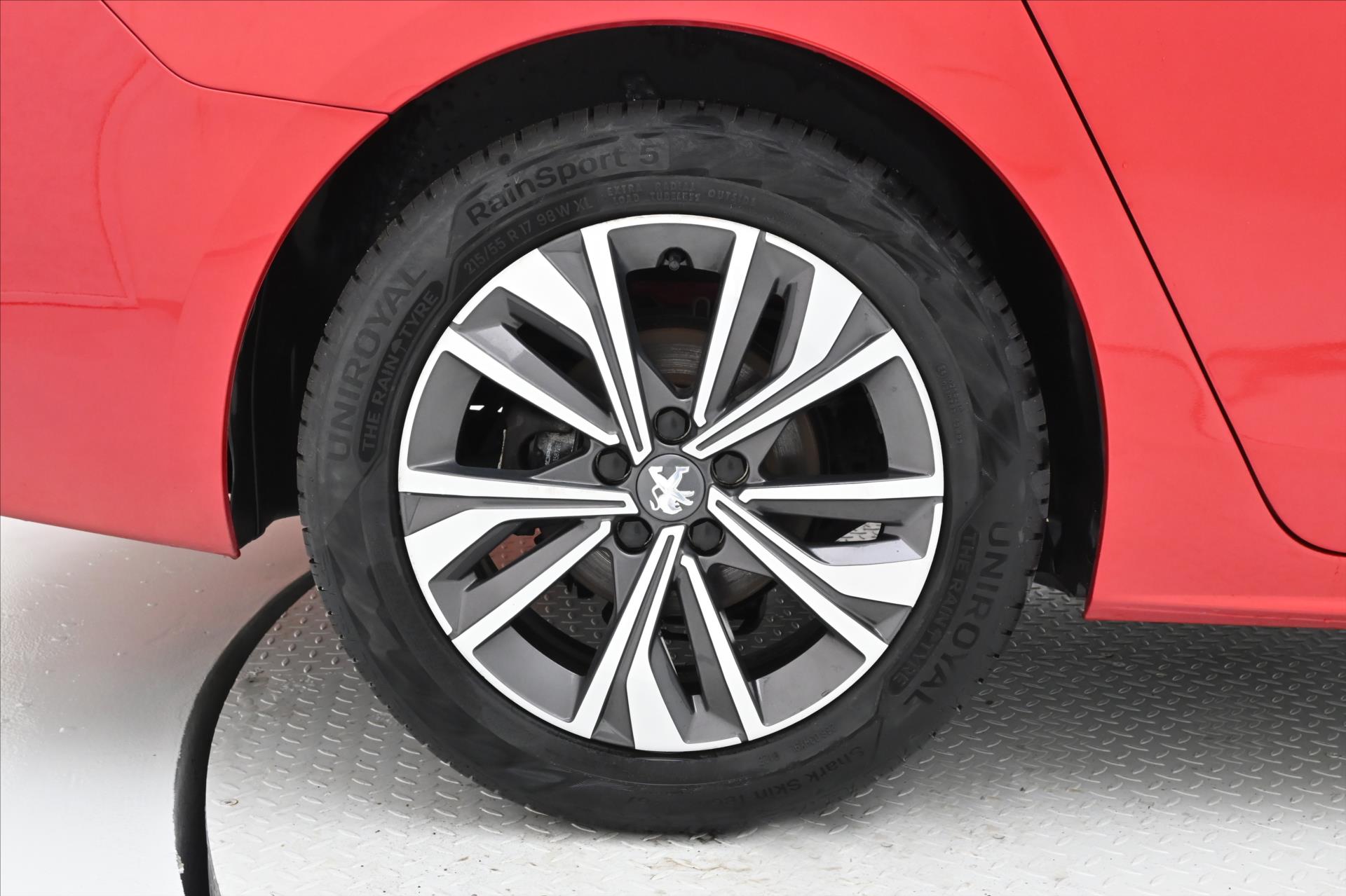 Hlavní fotografie vozu Peugeot 508 1,5 BlueHDi 96 kW AT8 Záruka až 5 let (31)