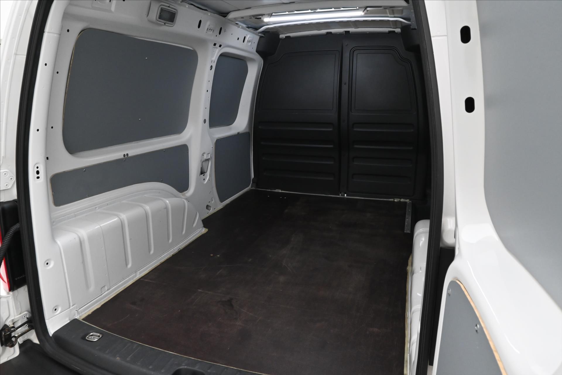 Hlavní fotografie vozu Volkswagen Caddy 2,0 TDI 75kW MAXI Basic TZ Záruka až 5 let (28)