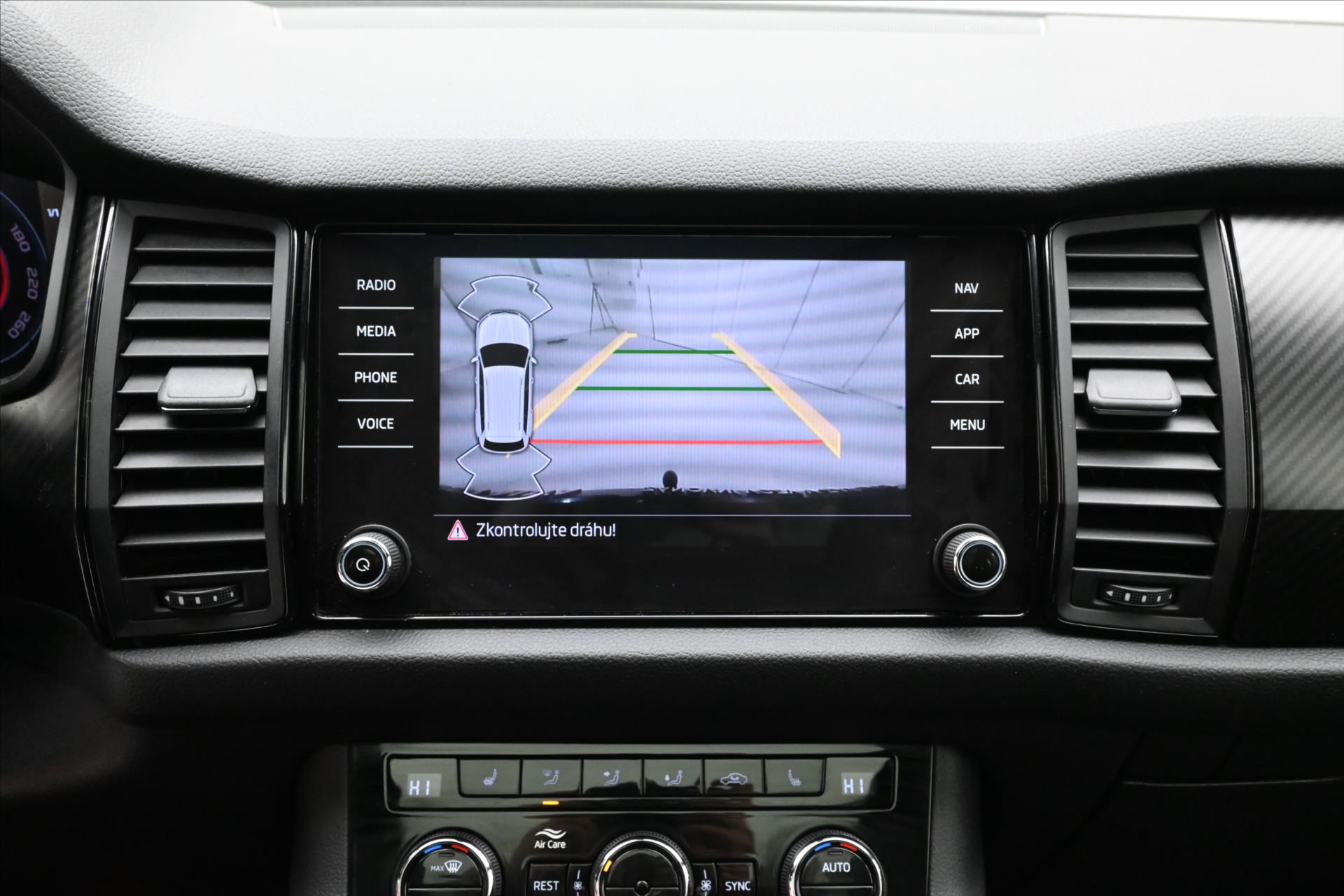 Hlavní fotografie vozu Škoda Kodiaq 1,5 TSI 110 kW Sportline Business Záruka až 5 let (23)