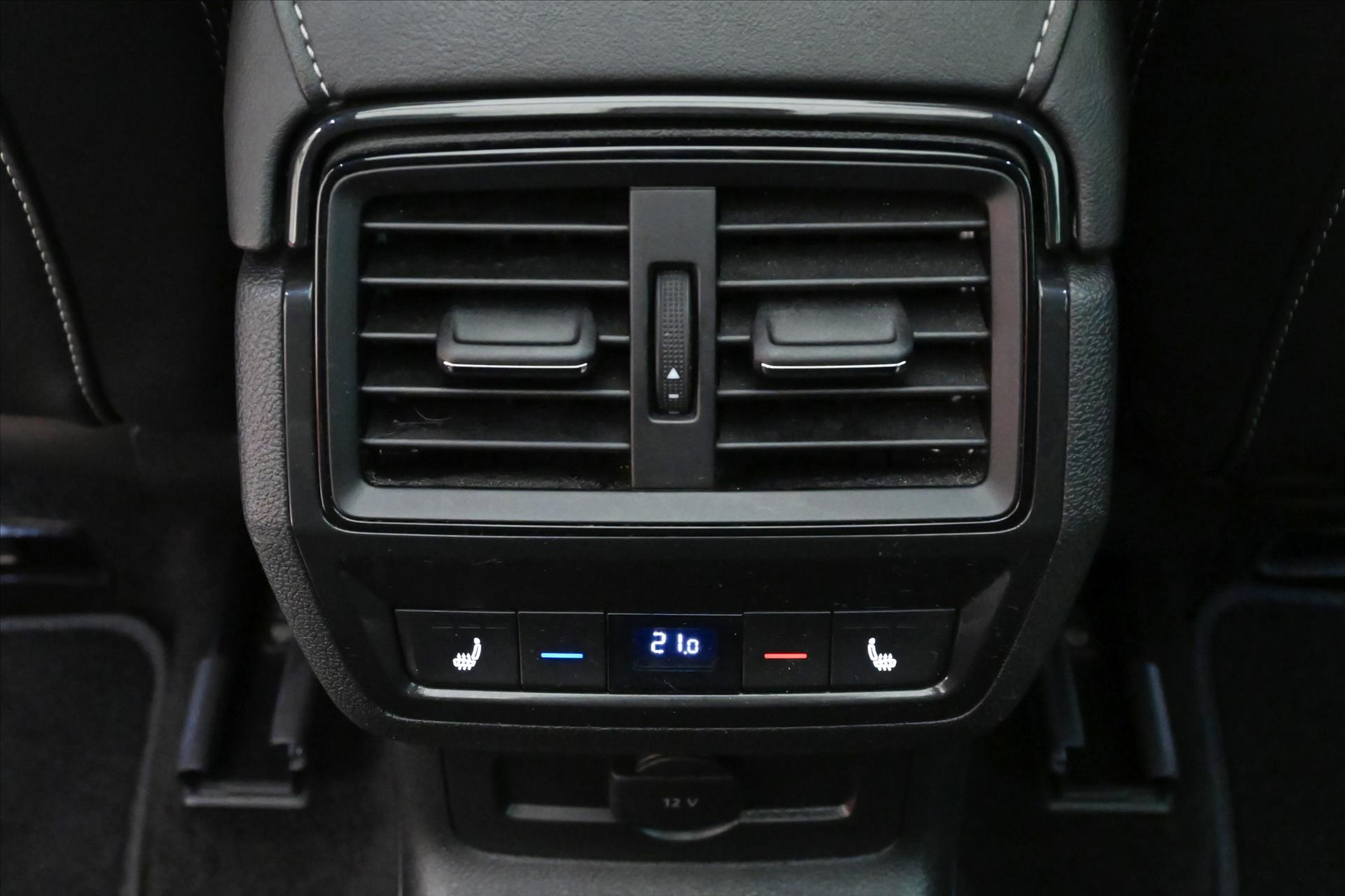 Hlavní fotografie vozu Škoda Kodiaq 1,5 TSi 110kW DSG Sportline Záruka až 5 let (27)