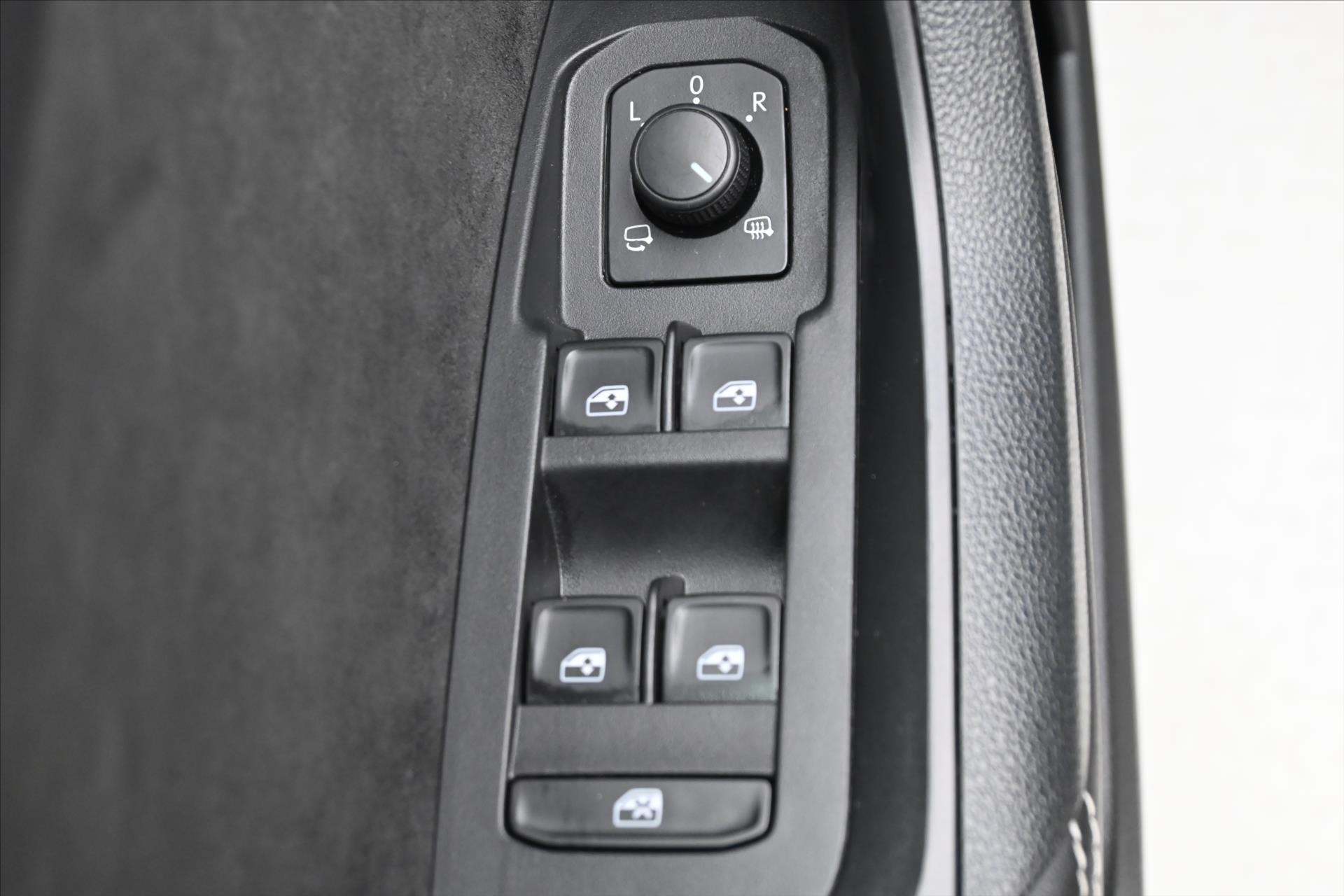 Hlavní fotografie vozu Škoda Kodiaq 1,5 TSi 110kW DSG Sportline Záruka až 5 let (30)