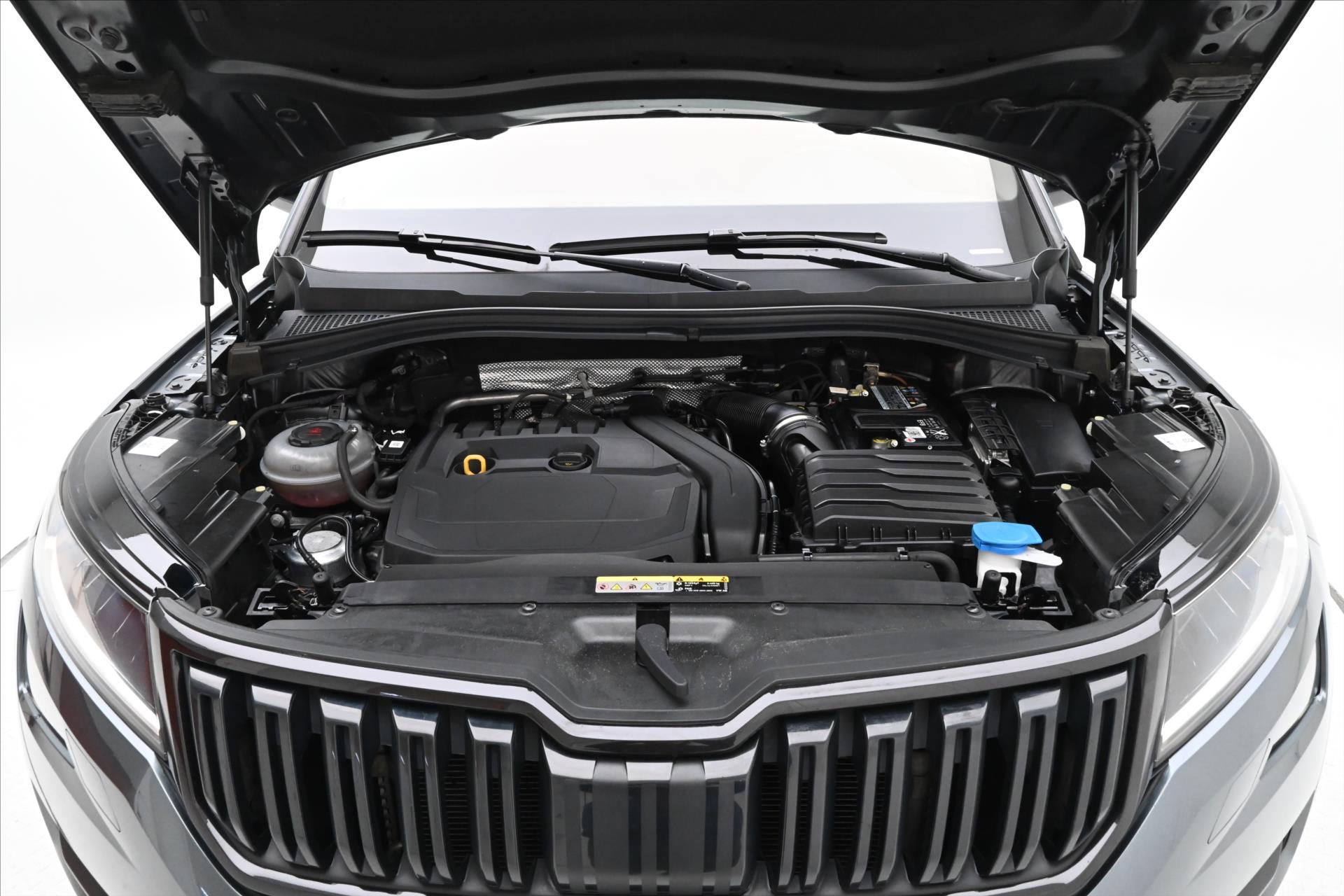 Hlavní fotografie vozu Škoda Kodiaq 1,5 TSi 110kW DSG Sportline Záruka až 5 let (9)