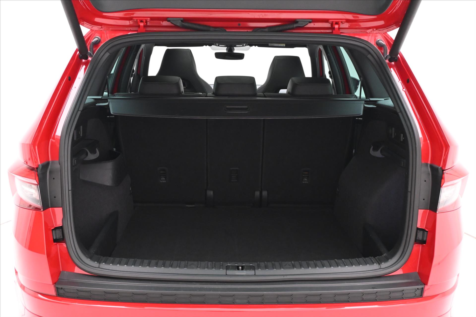 Hlavní fotografie vozu Škoda Kodiaq 1,5 TSI 110 kW Sportline Business Záruka až 5 let (11)