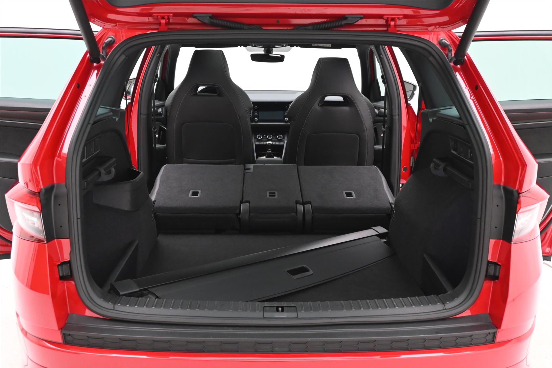 Hlavní fotografie vozu Škoda Kodiaq 1,5 TSI 110 kW Sportline Business Záruka až 5 let (12)