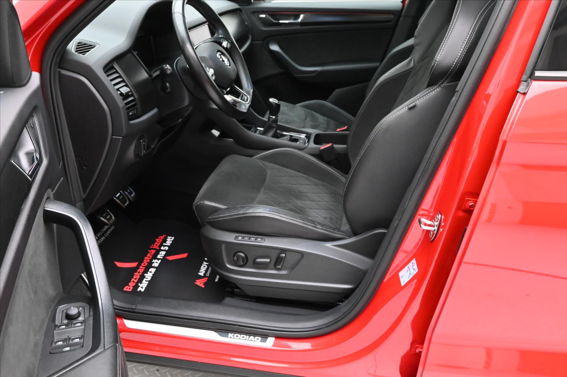 Hlavní fotografie vozu Škoda Kodiaq 1,5 TSI 110 kW Sportline Business Záruka až 5 let (14)