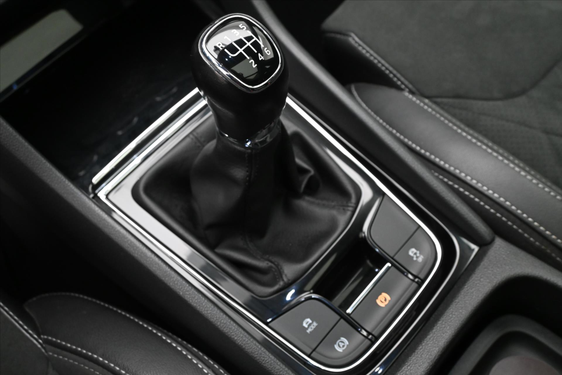 Hlavní fotografie vozu Škoda Kodiaq 1,5 TSI 110 kW Sportline Business Záruka až 5 let (23)