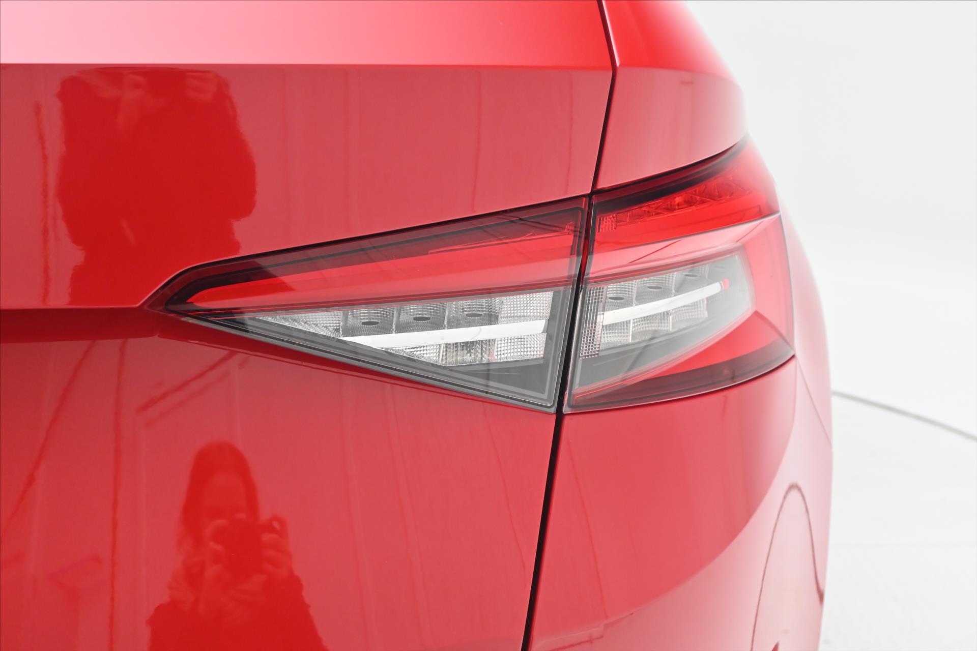 Hlavní fotografie vozu Škoda Kodiaq 1,5 TSI 110 kW Sportline Business Záruka až 5 let (33)