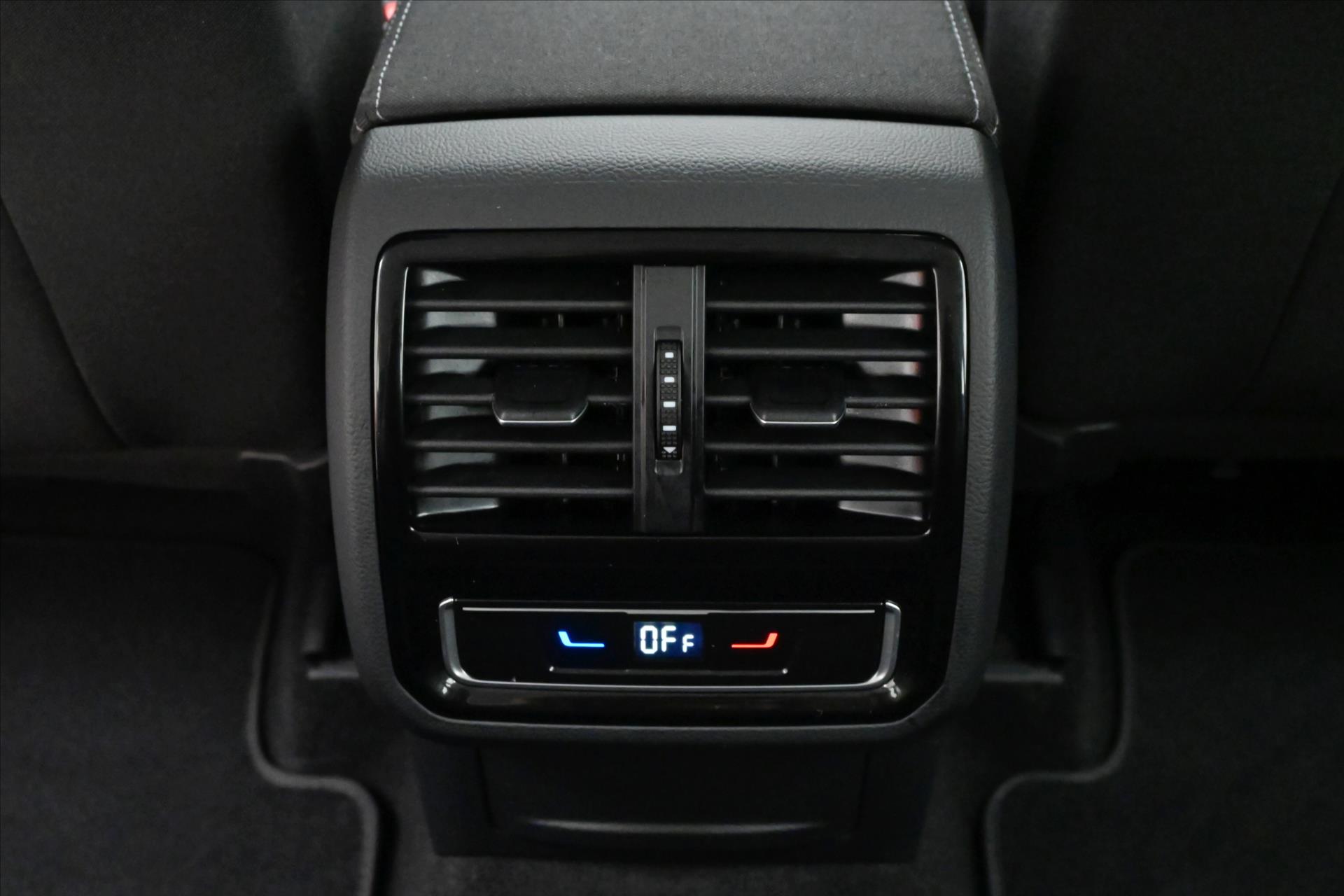 Hlavní fotografie vozu Volkswagen Passat 2,0 TDI 110kW BUSINESS DSG Záruka až 5 let (23)