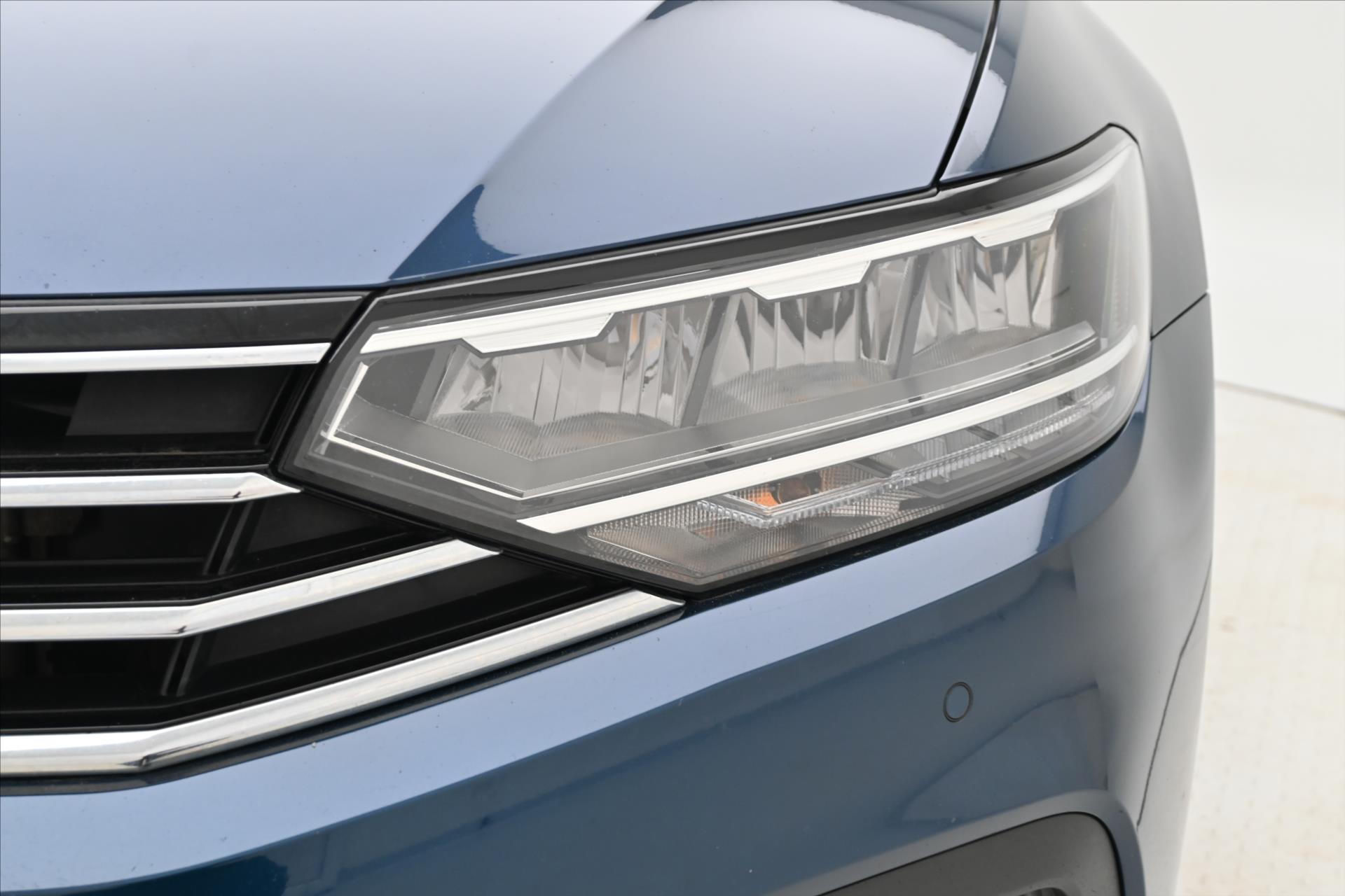 Hlavní fotografie vozu Volkswagen Passat 2,0 TDI 110kW BUSINESS DSG Záruka až 5 let (28)