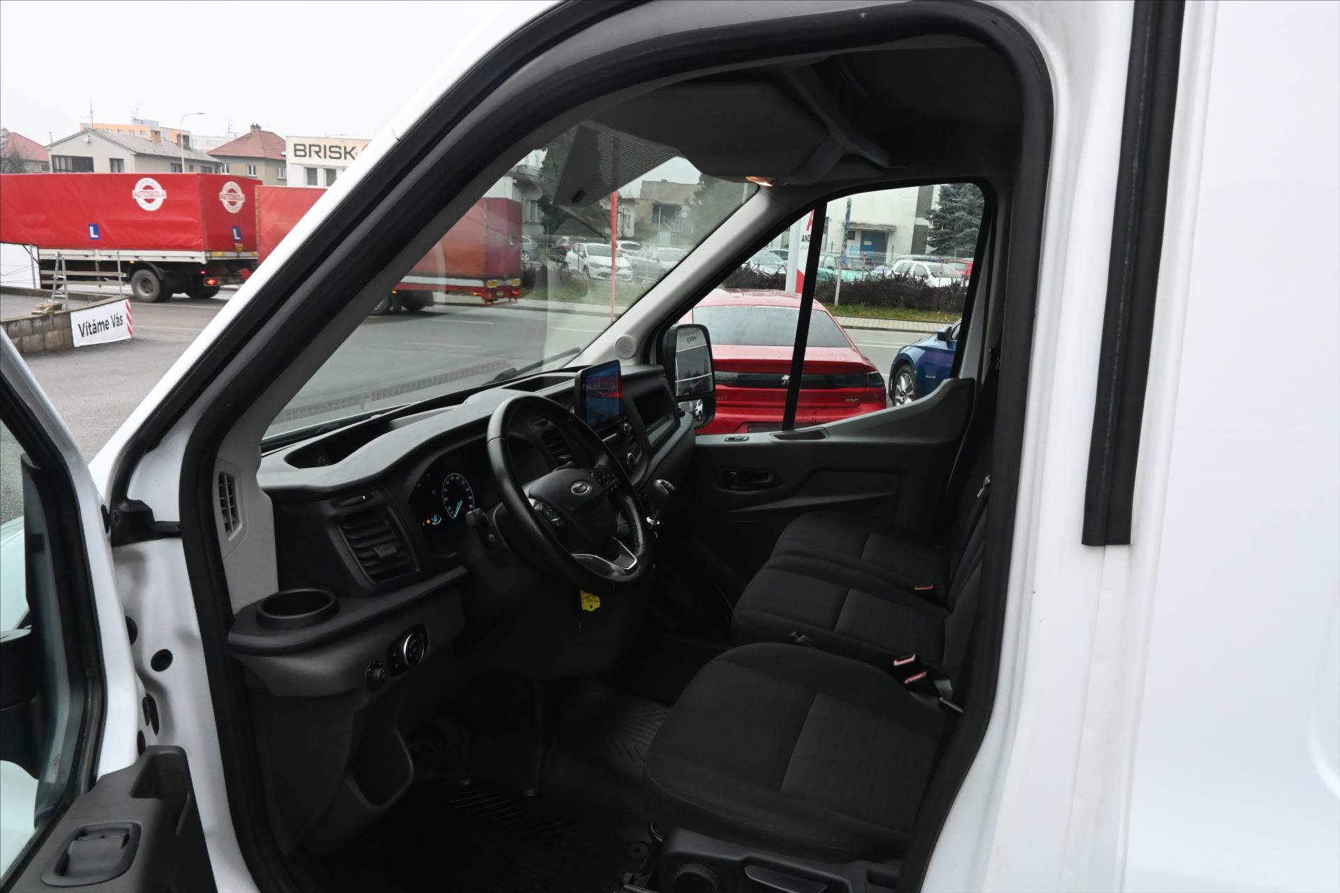 Hlavní fotografie vozu Ford Transit 2,0 TDCi 125kW NAVI NEZÁ.TOP. L3H3 Záruka až 5 let (12)