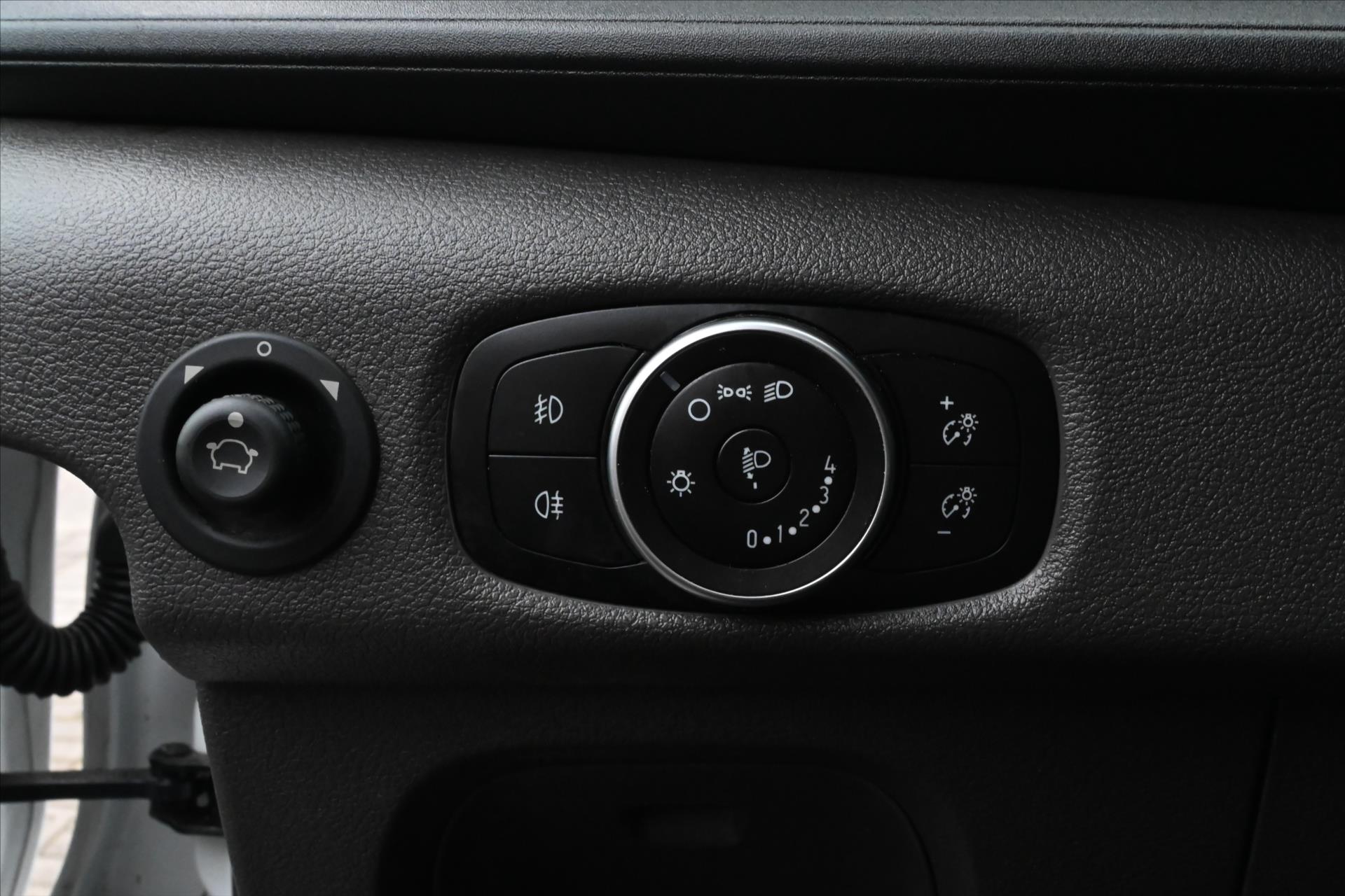 Hlavní fotografie vozu Ford Transit 2,0 TDCi 125kW NAVI NEZÁ.TOP. L3H3 Záruka až 5 let (22)