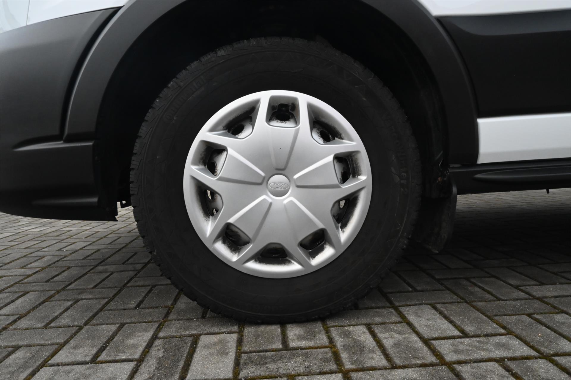 Hlavní fotografie vozu Ford Transit 2,0 TDCi 125kW NAVI NEZÁ.TOP. L3H3 Záruka až 5 let (26)