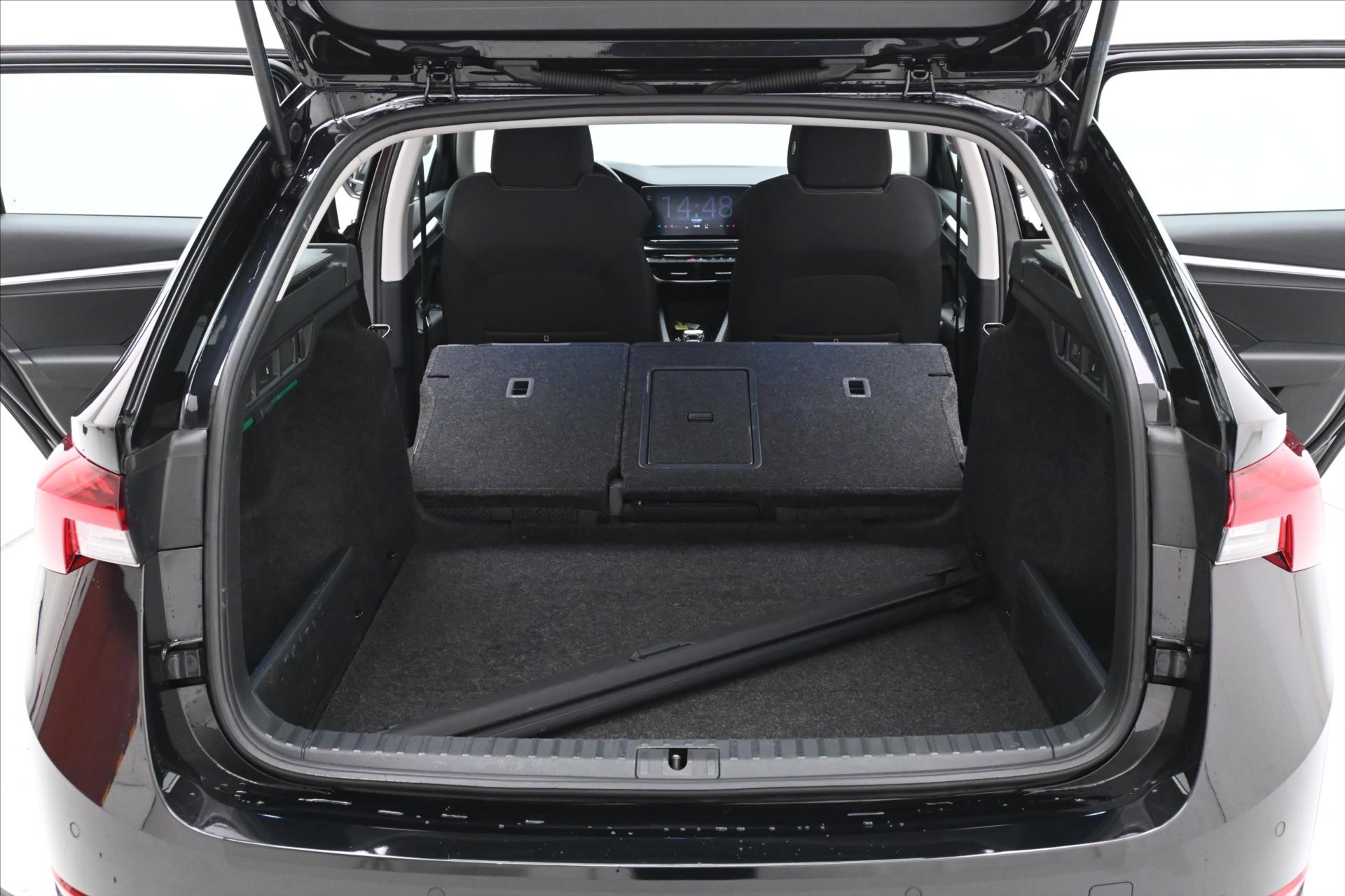 Hlavní fotografie vozu Škoda Octavia 2,0 TDI 110kW STYLE DSG Záruka až 5 let (11)