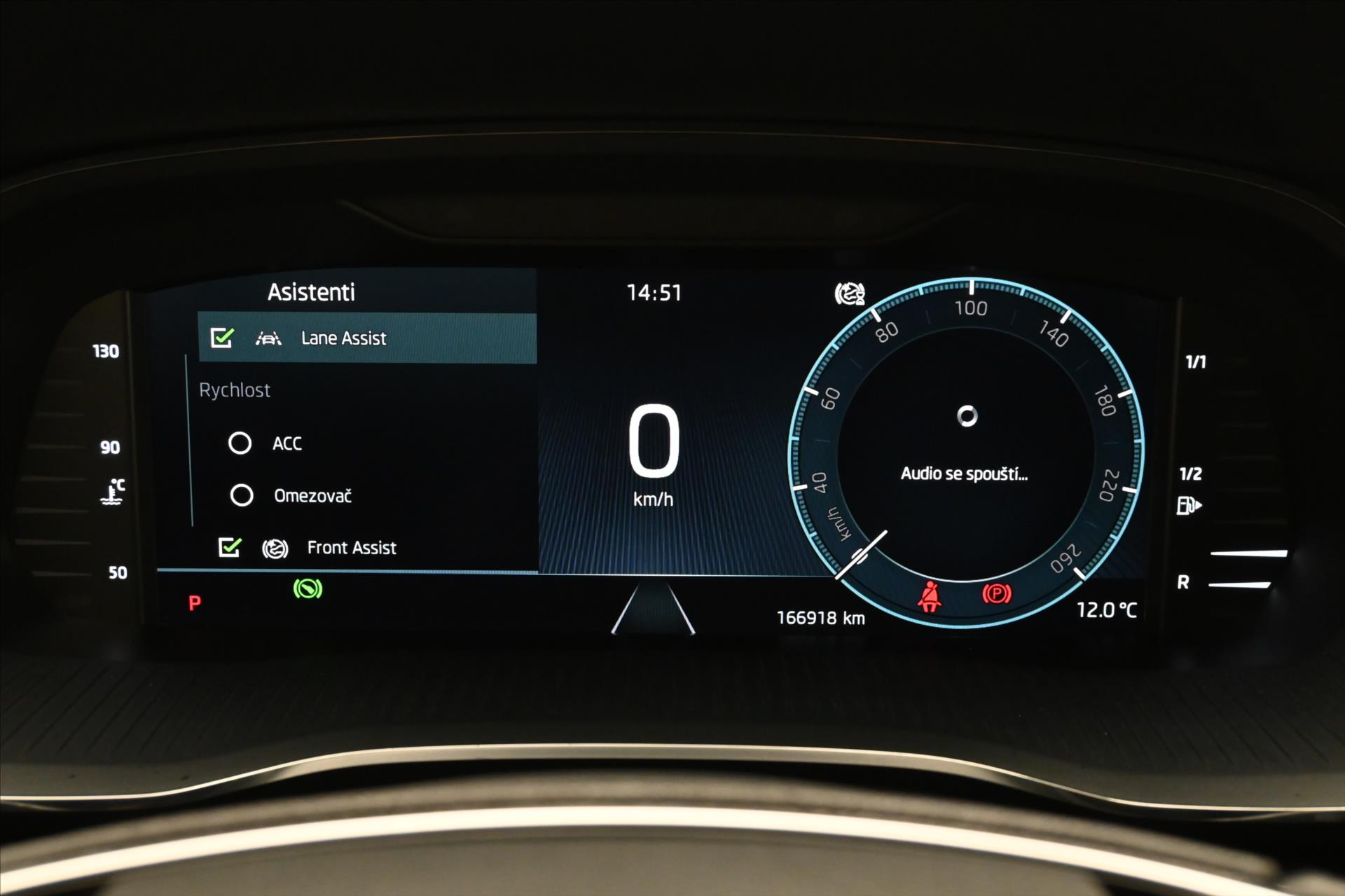 Hlavní fotografie vozu Škoda Octavia 2,0 TDI 110kW STYLE DSG Záruka až 5 let (16)