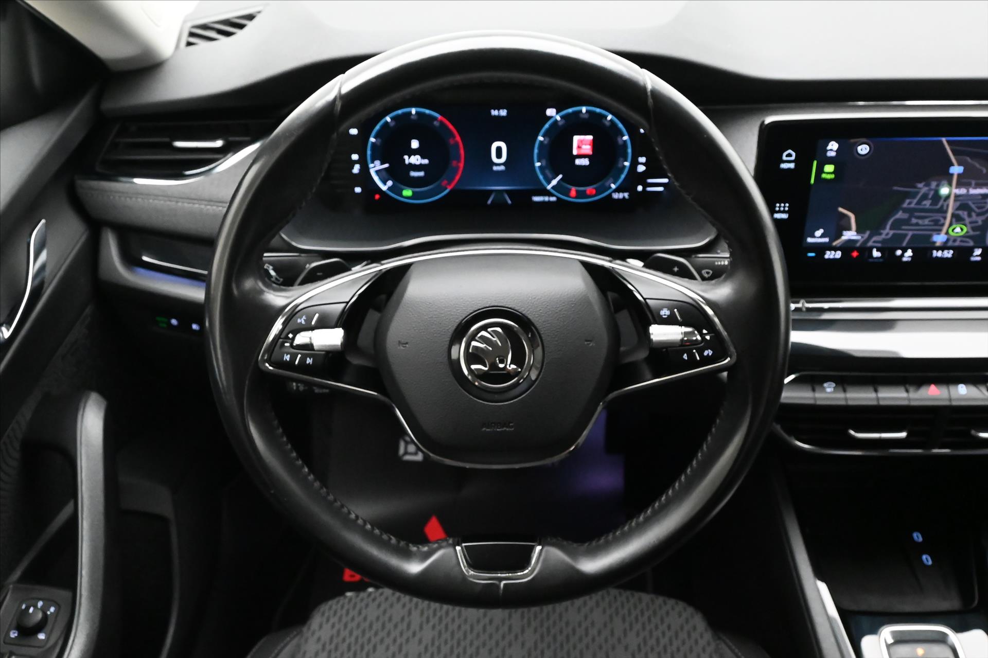 Hlavní fotografie vozu Škoda Octavia 2,0 TDI 110kW STYLE DSG Záruka až 5 let (18)