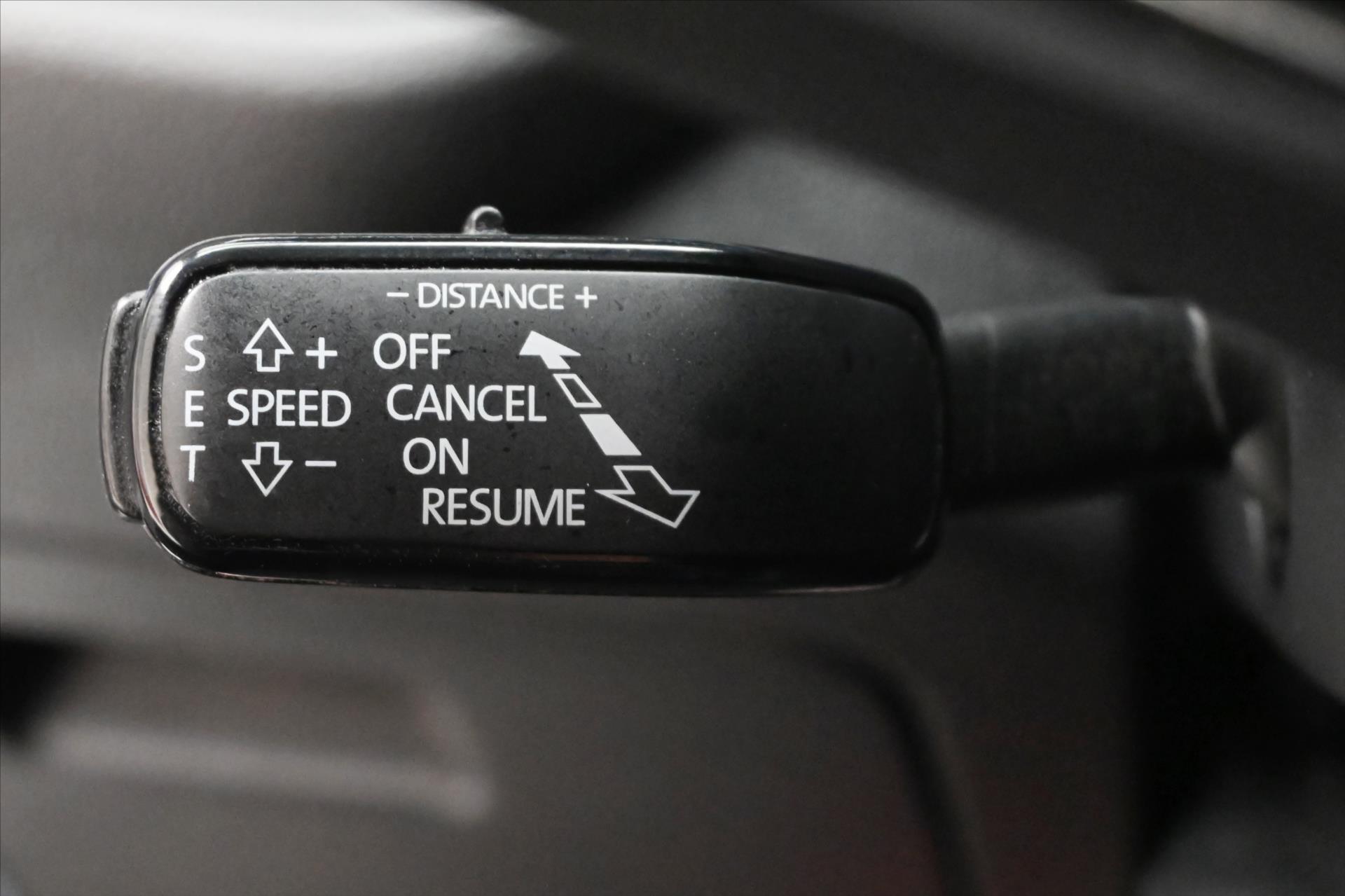 Hlavní fotografie vozu Škoda Octavia 2,0 TDI 110kW STYLE DSG Záruka až 5 let (19)