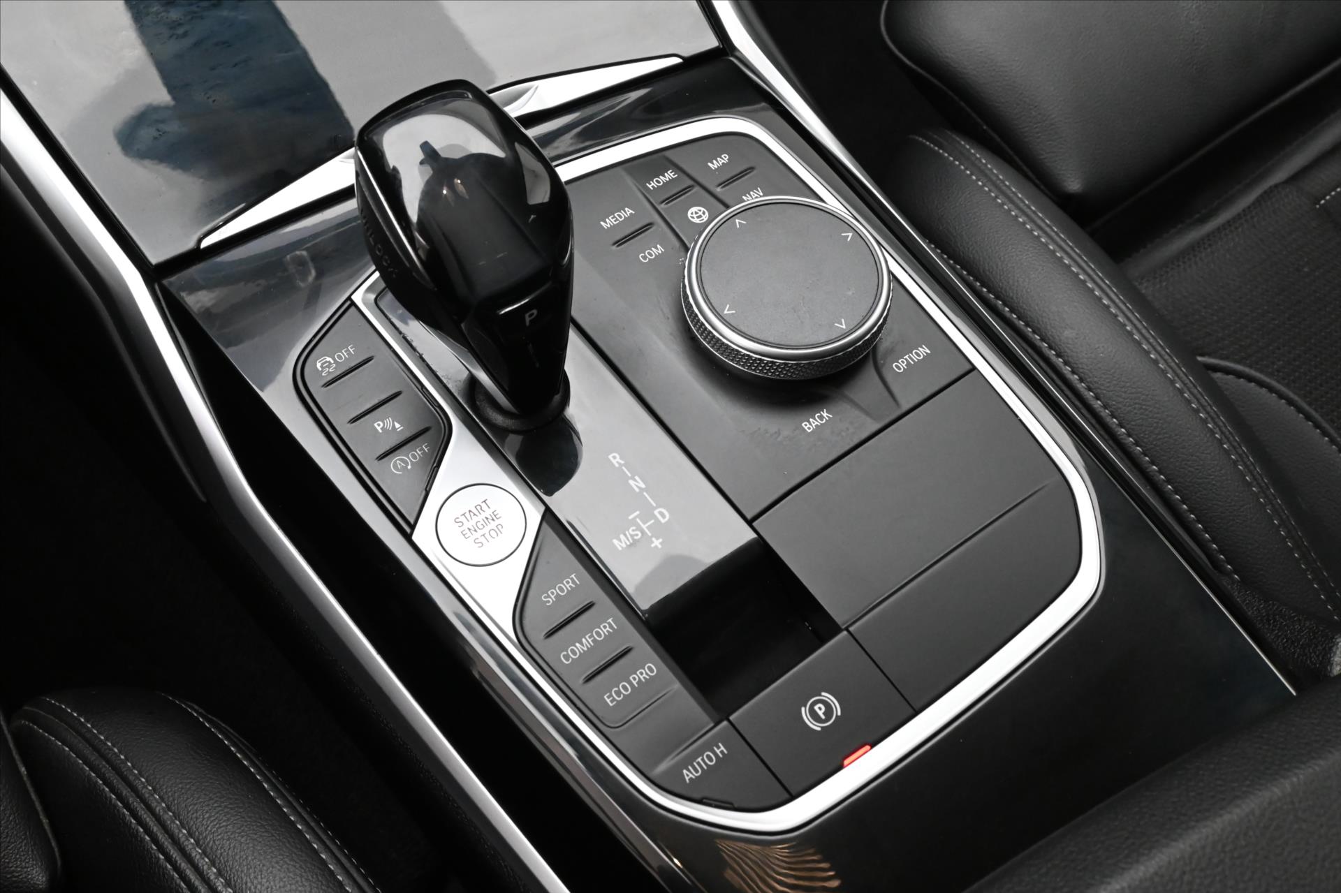 Hlavní fotografie vozu BMW Řada 3 2,0 320d 140 kW AT8 Záruka až 5 let (24)