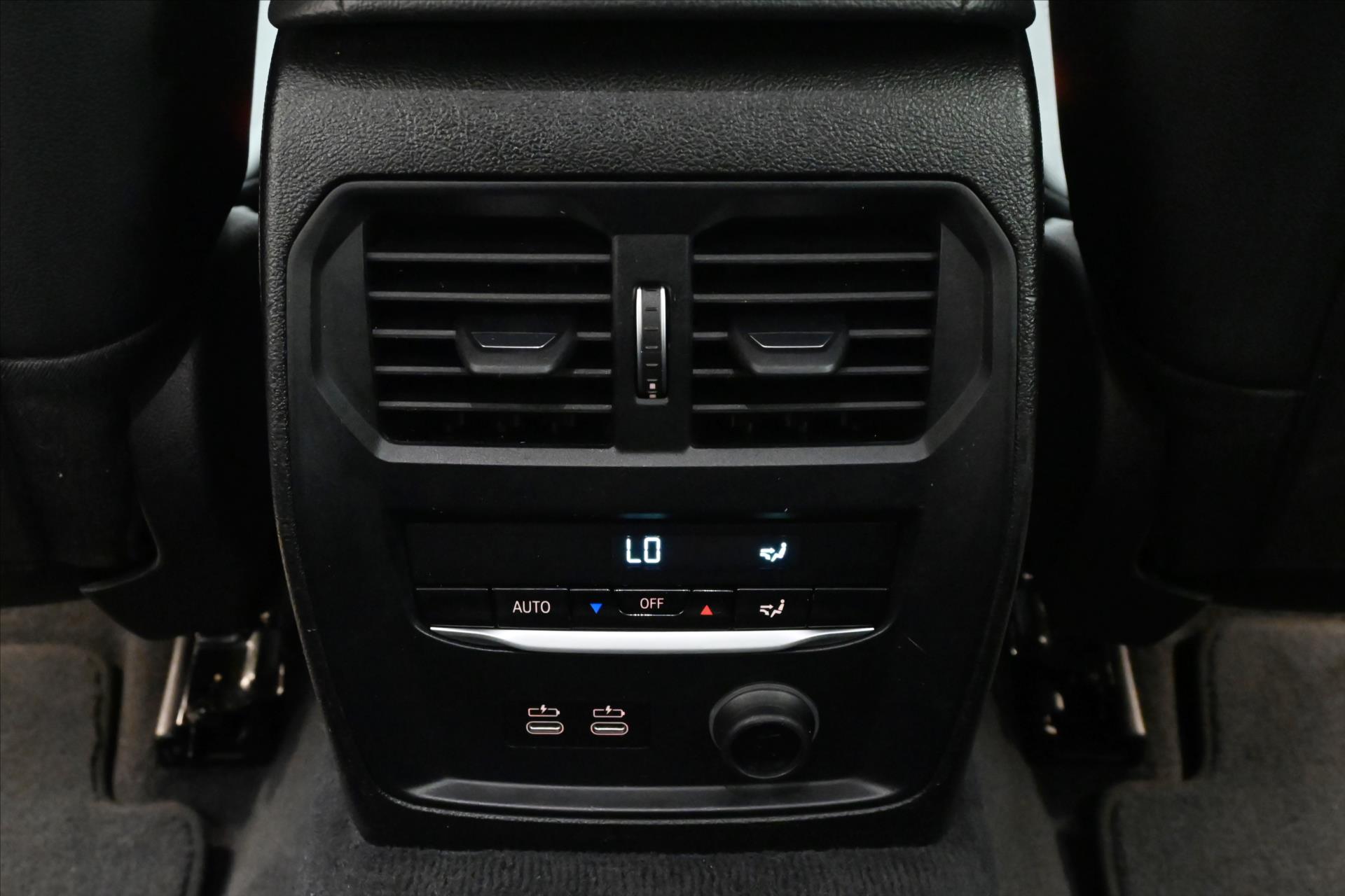 Main photo of the car BMW Row 3 2.0 320d 140kW AT8 Warranty up to 5 years (22)