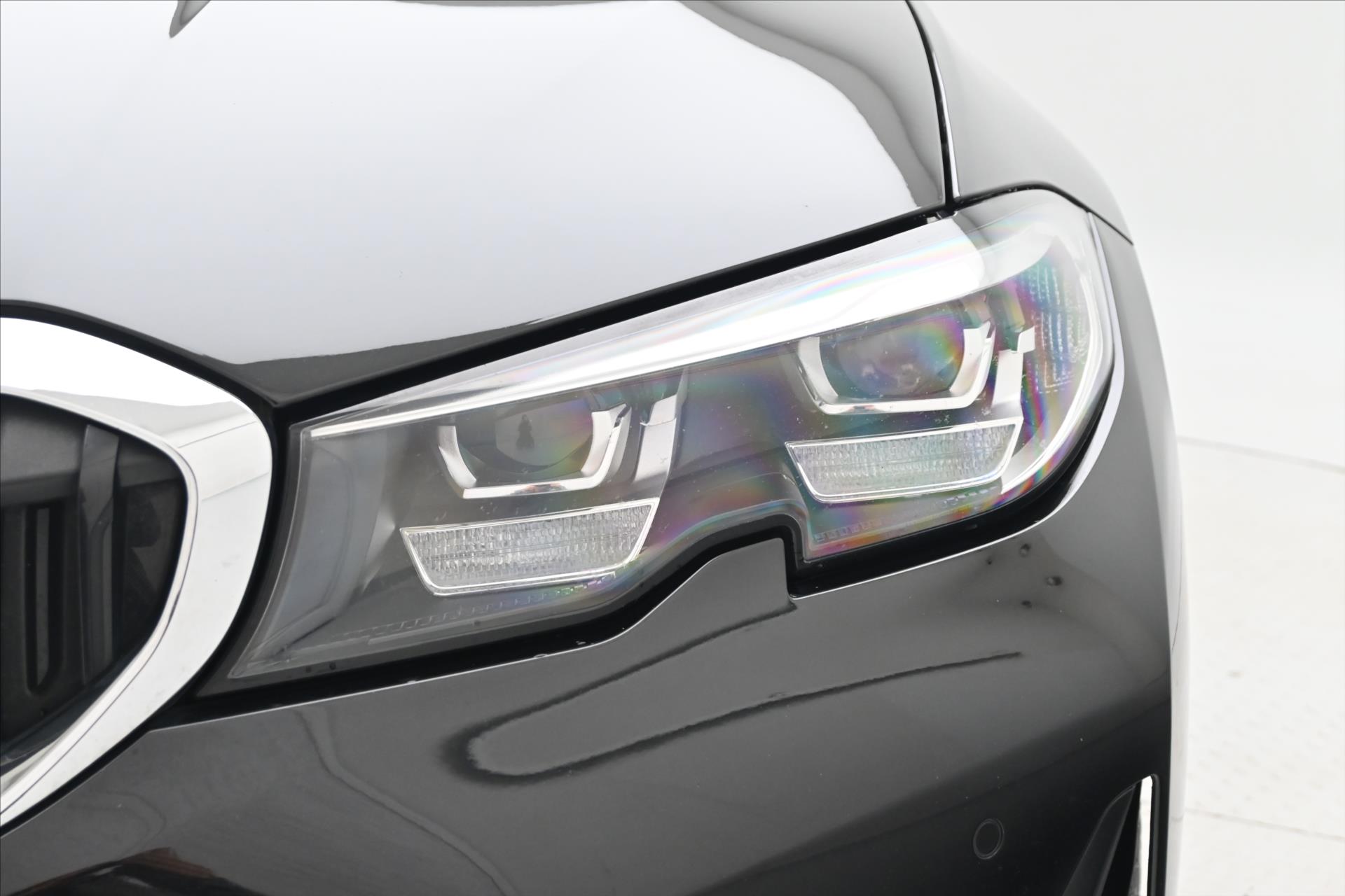 Main photo of the car BMW Row 3 2.0 320d 140kW AT8 Warranty up to 5 years (30)