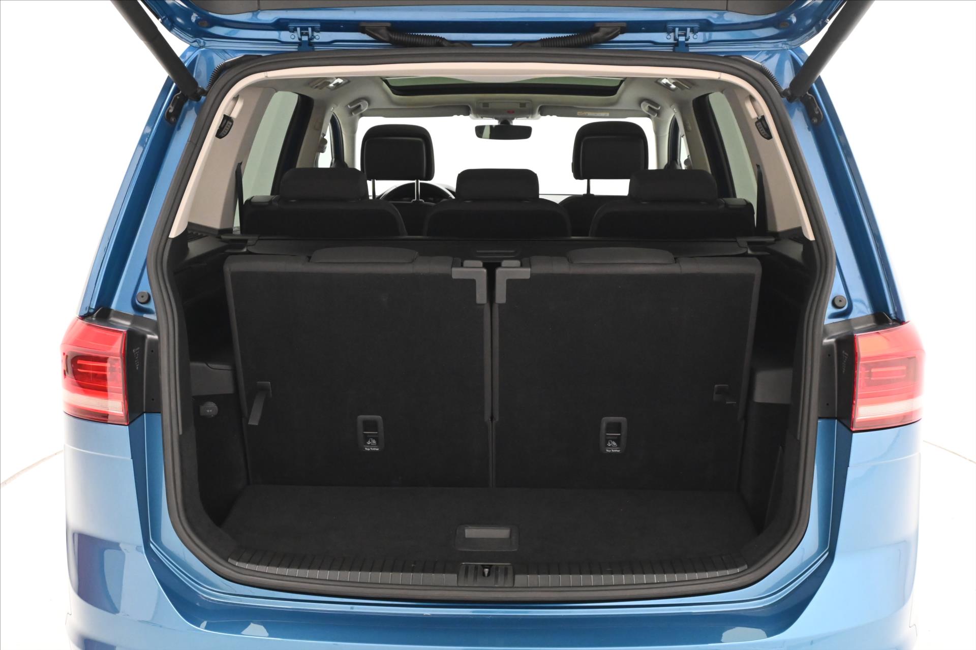 Hlavní fotografie vozu Volkswagen Touran 2,0 TDI 110kW HIGHLINE DSG Záruka až 5 let (10)