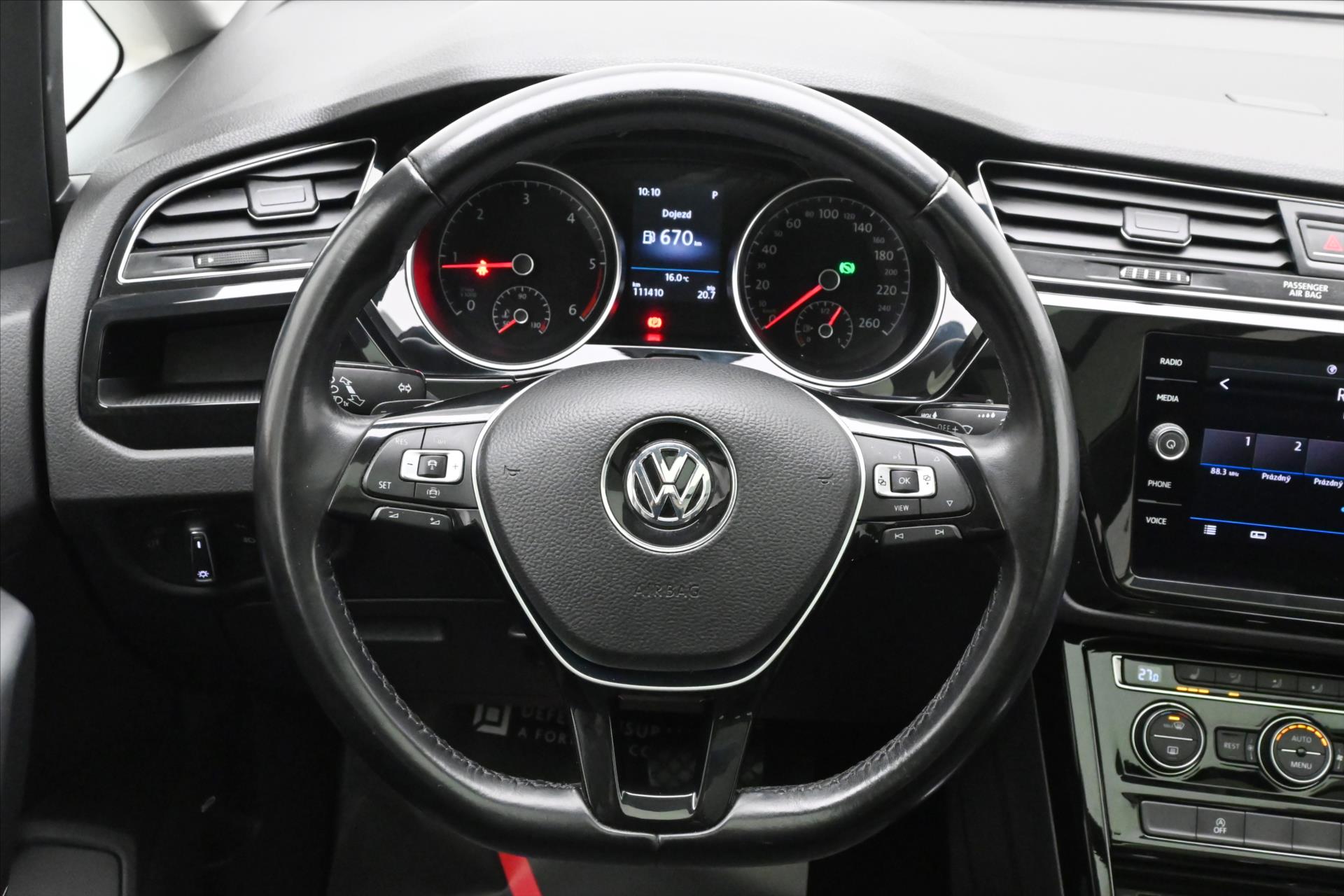 Hlavní fotografie vozu Volkswagen Touran 2,0 TDI 110kW HIGHLINE DSG Záruka až 5 let (19)